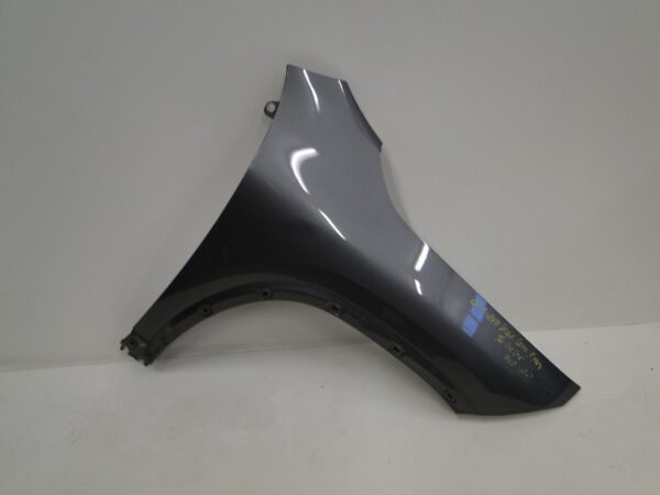 MERCEDES BŁOTNIK PRZEDNI PRAWY GLA 247 H247 A2478811200 787