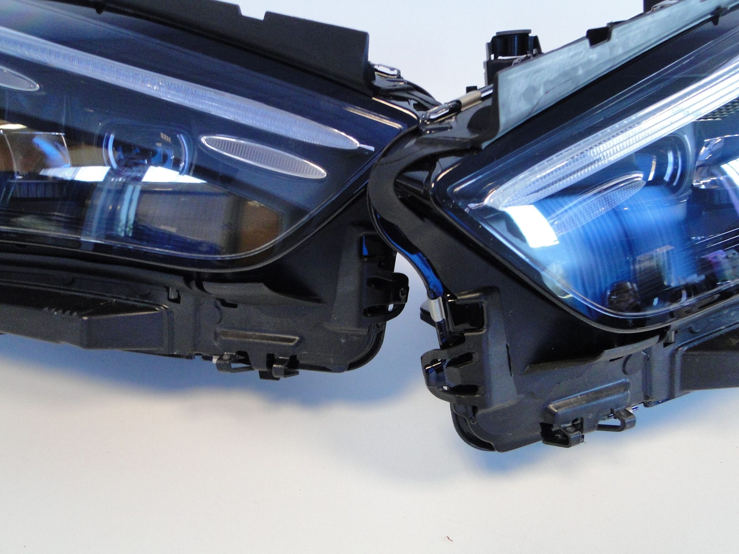 MERCEDES LAMPA PRZEDNIA PRAWA LEWA CLE 236 C236 DIGITAL LIGHT KOMPLET - obrazek 4