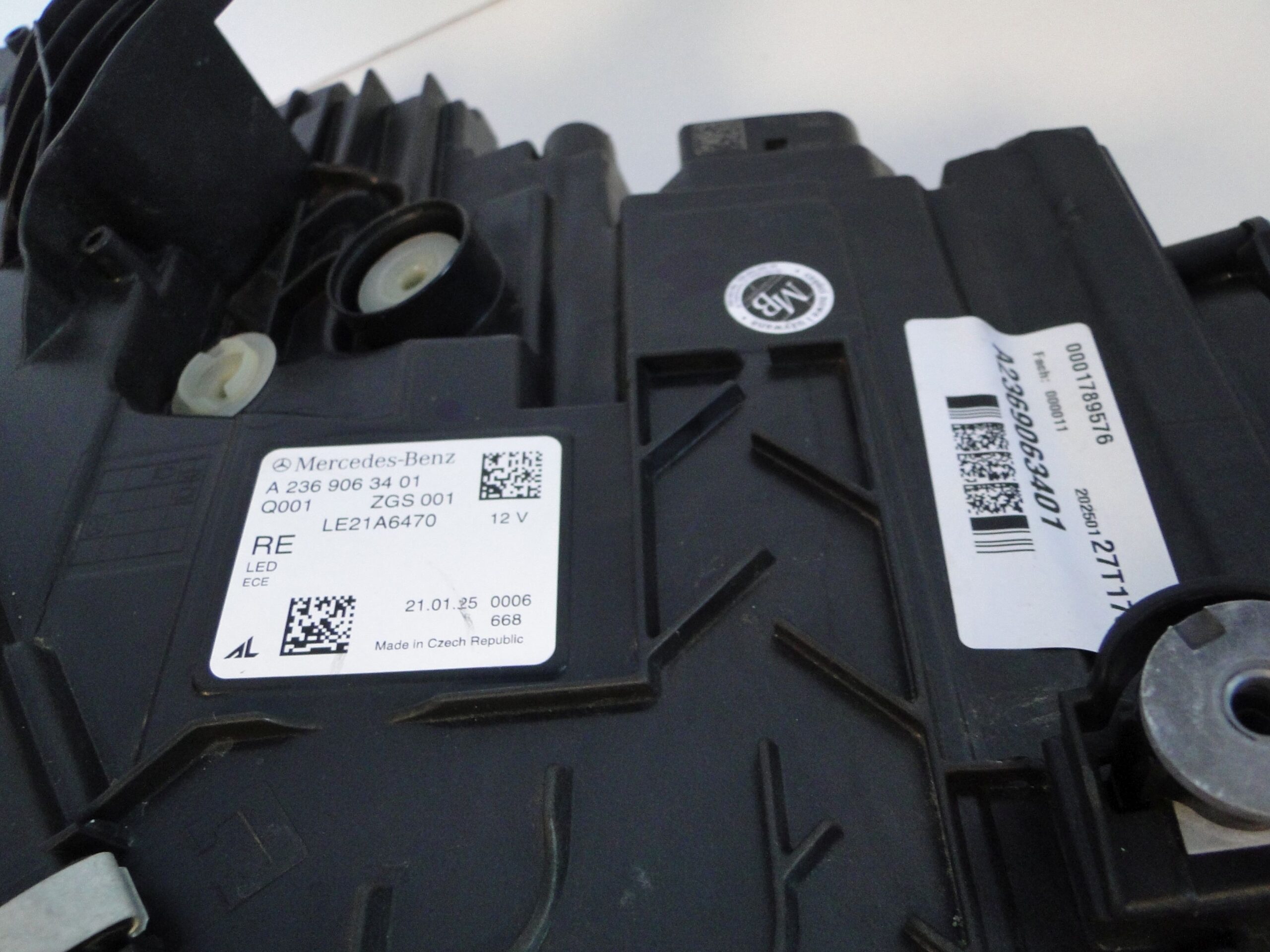 MERCEDES LAMPA PRZEDNIA PRAWA LEWA CLE 236 C236 DIGITAL LIGHT KOMPLET - obrazek 7