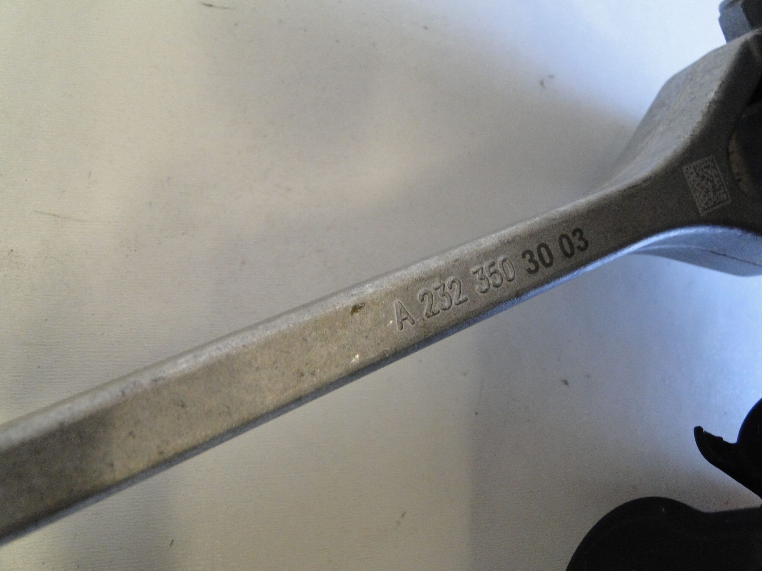 MERCEDES ZWROTNICA ZAWIESZENIE TYLNA LEWA CARBON CERAMIC SL 232 R232 63 AMG - obrazek 14