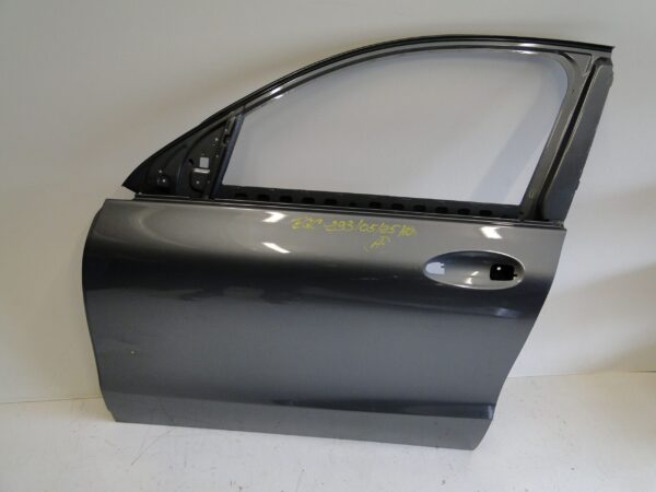 MERCEDES DRZWI PRZEDNIE LEWE A2937200700 EQC 293 N293