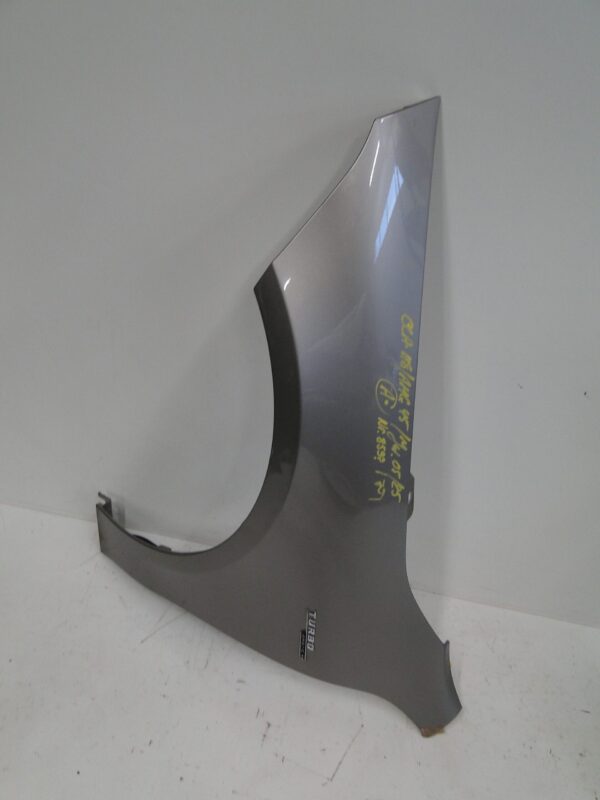 MERCEDES BŁOTNIK PRZEDNI LEWY A1188810500 CLA 118 W118 45 AMG