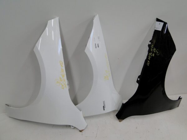 MERCEDES BŁOTNIK PRZEDNI PRAWY A1188810400 CLA 118 W118 191