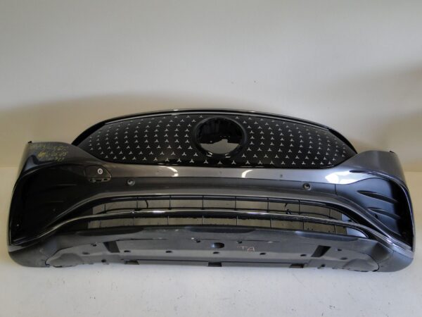 MERCEDES ZDERZAK PRZEDNI AMG NA CZUJNIKI PARKOWANIA PTS DOLNA CZĘŚĆ EQA H243 243