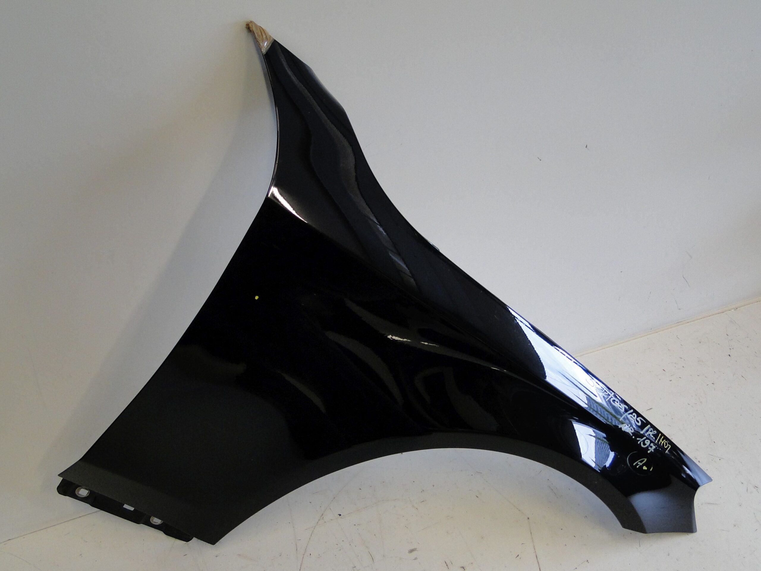 MERCEDES BŁOTNIK PRZEDNI PRAWY PRZÓD 197 CZARNY S KLASA W222 222 LIFT - obrazek 2