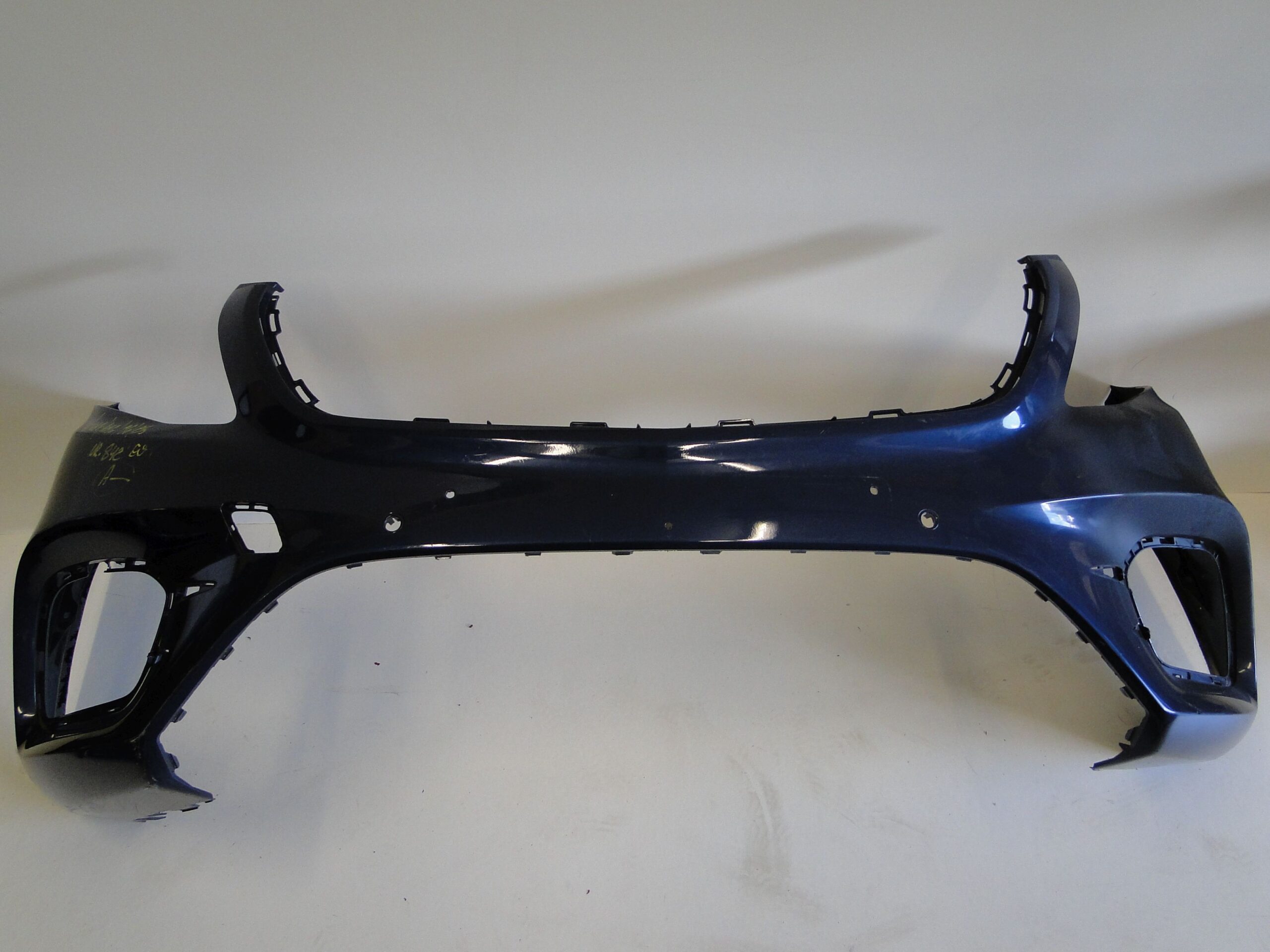 MERCEDES ZDERZAK PRZEDNI AMG NA CZUJNIKI PARKOWANIA PTS V KLASA W447 447 - obrazek 2