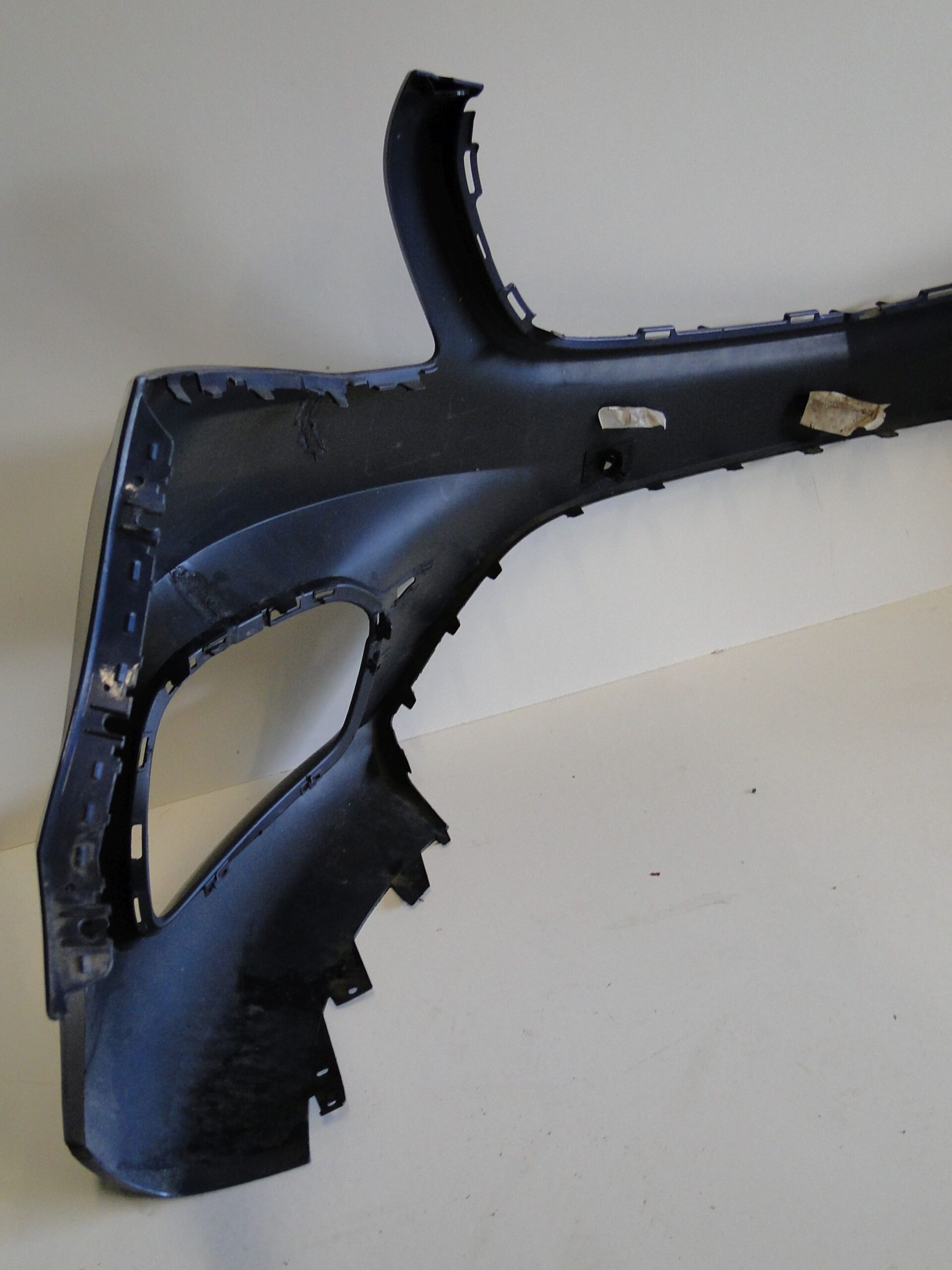 MERCEDES ZDERZAK PRZEDNI AMG NA CZUJNIKI PARKOWANIA PTS V KLASA W447 447 - obrazek 12