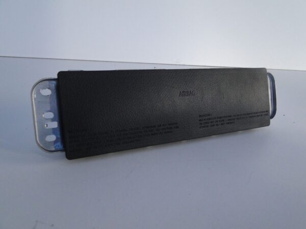 MERCEDES PODUSZKA KOLANOWA A2478600802 B KLASA GLA 247 EQA EQB 243