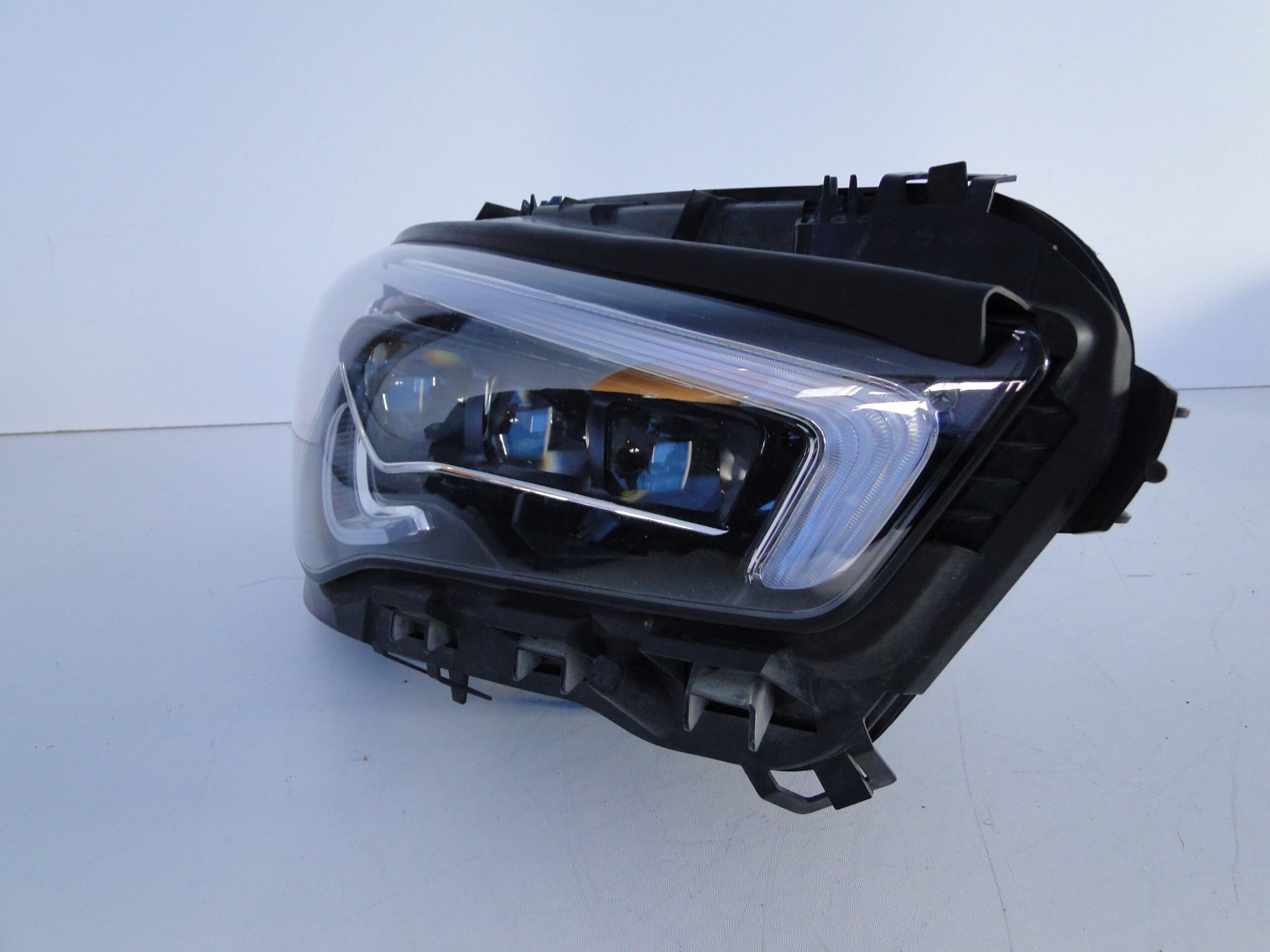 MERCEDES LAMPA PRZEDNIA PRAWA CLA 118 W118 A1189063200 LED MULTIBEAM - obrazek 4