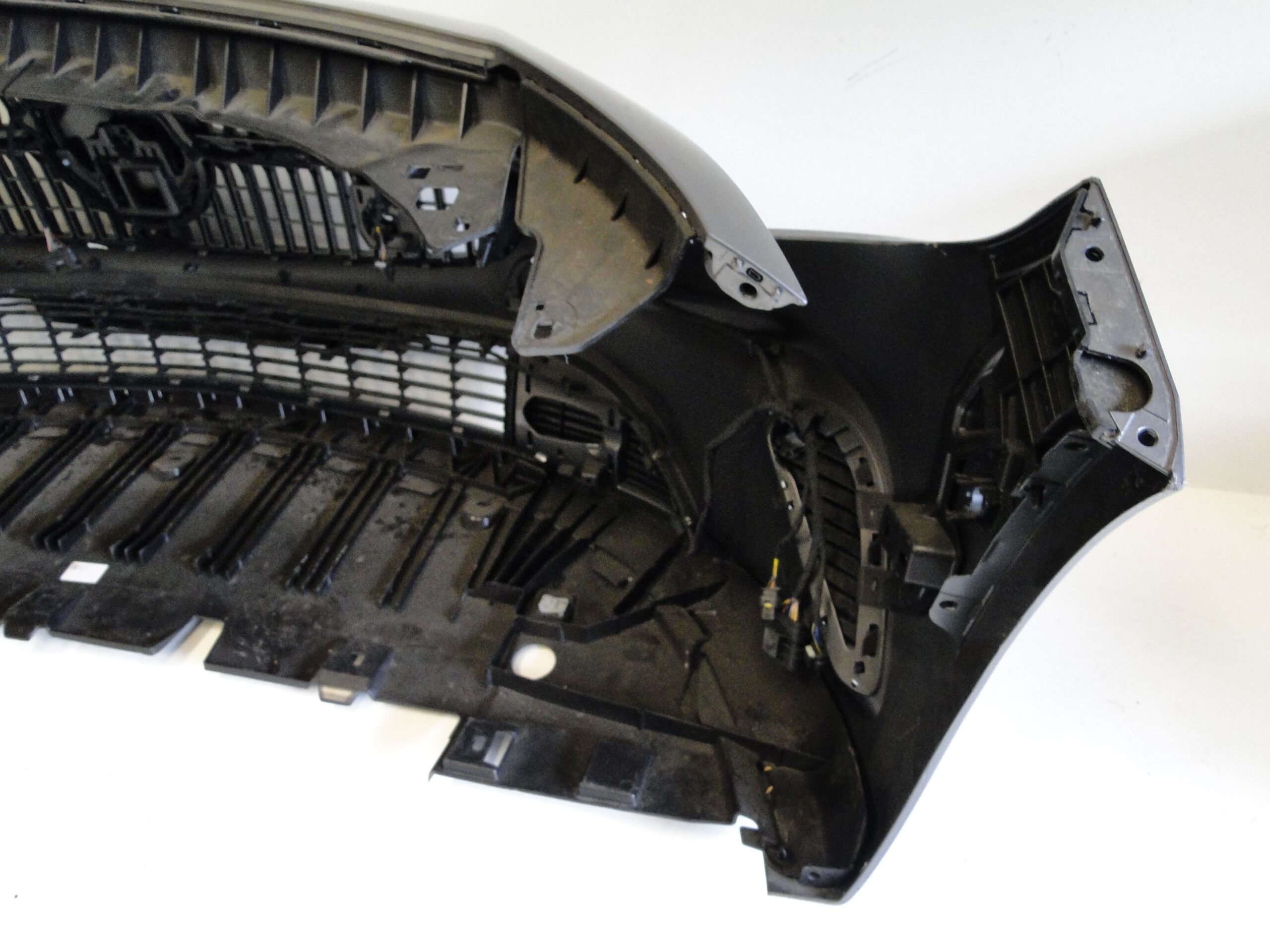 MERCEDES ZDERZAK PRZEDNI A2478809709 B KLASA 247 PTS CHROM 787 LIFT - obrazek 12