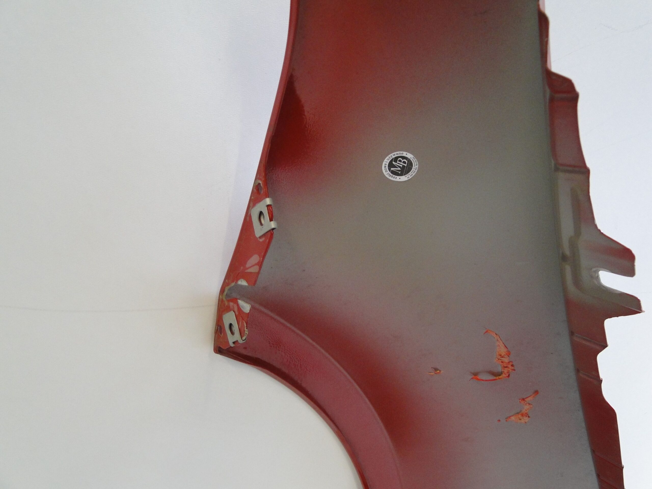 MERCEDES BŁOTNIK PRZEDNI PRAWY A1188810600 CLA 118 W118 45 AMG 589 - obrazek 7