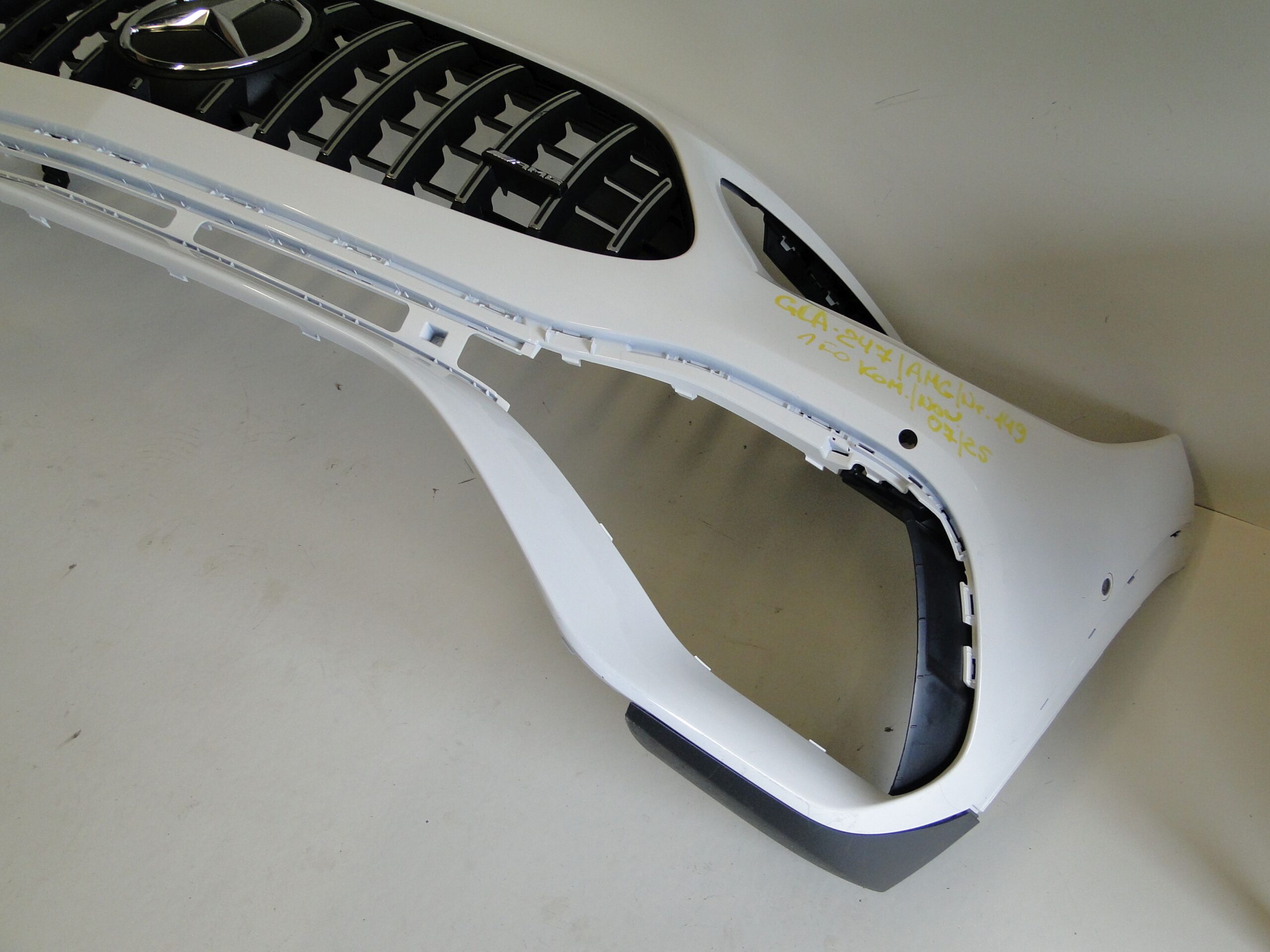 MERCEDES ZDERZAK PRZEDNI A2478850607 GLA 247 H247 BEZ PTS 35 45 AMG 149 - obrazek 5