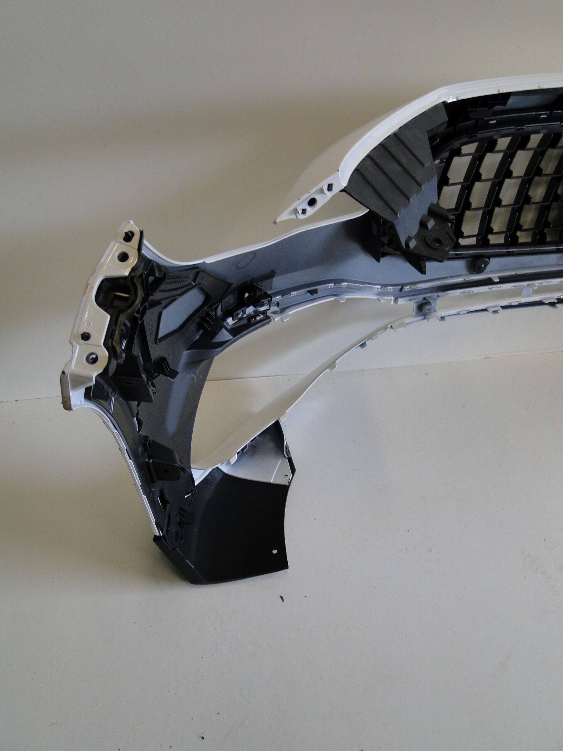 MERCEDES ZDERZAK PRZEDNI A2478850607 GLA 247 H247 BEZ PTS 35 45 AMG 149 - obrazek 6