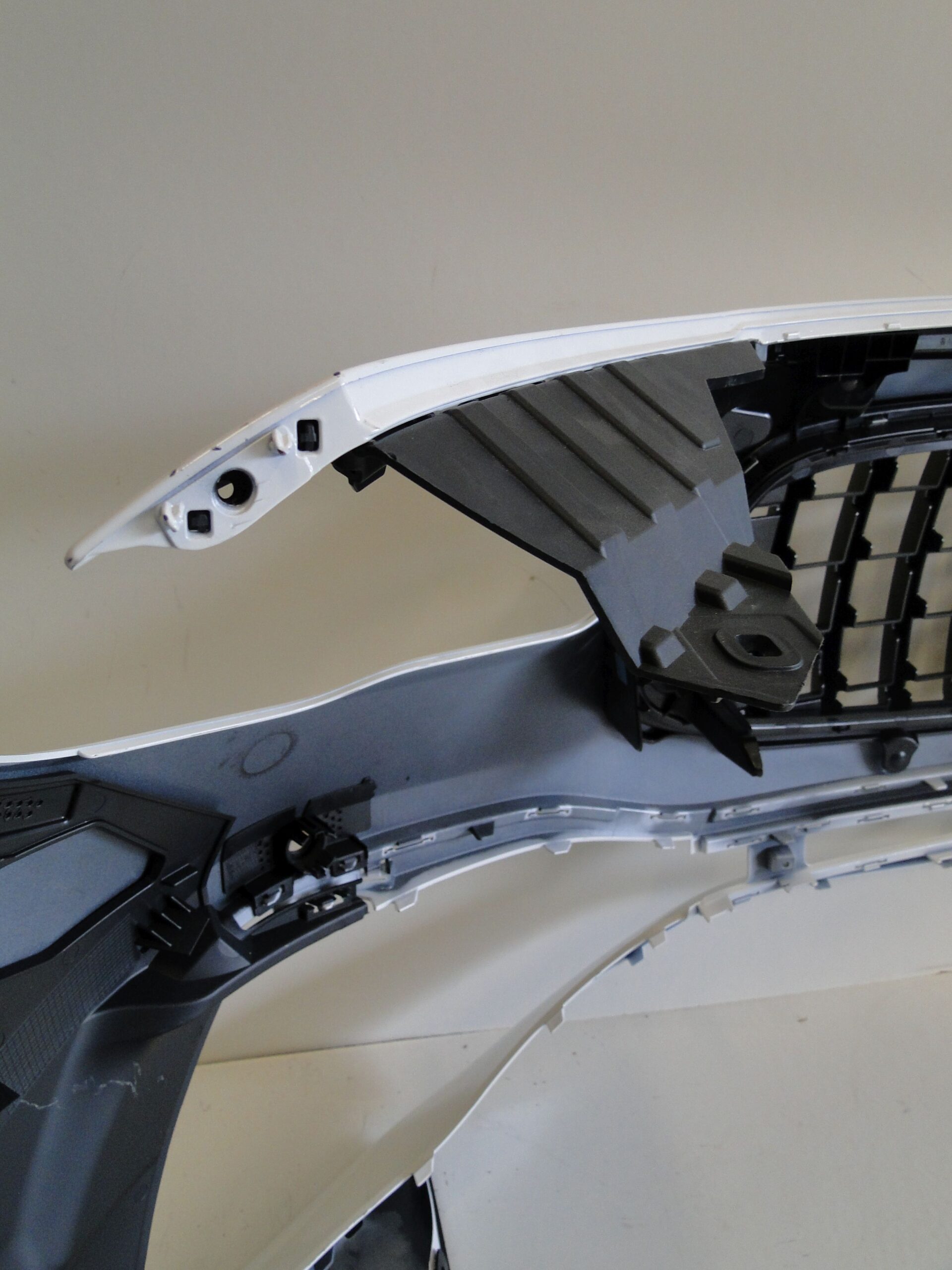 MERCEDES ZDERZAK PRZEDNI A2478850607 GLA 247 H247 BEZ PTS 35 45 AMG 149 - obrazek 8