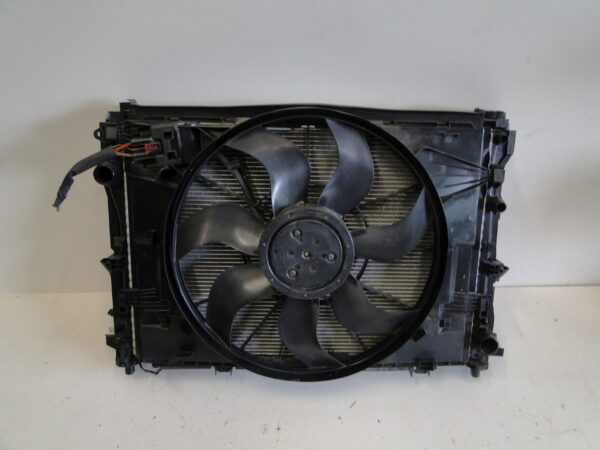 MERCEDES KOMPLET CHŁODNIC WODA KLIMA NT WIATRAK C KLASA 205 W205