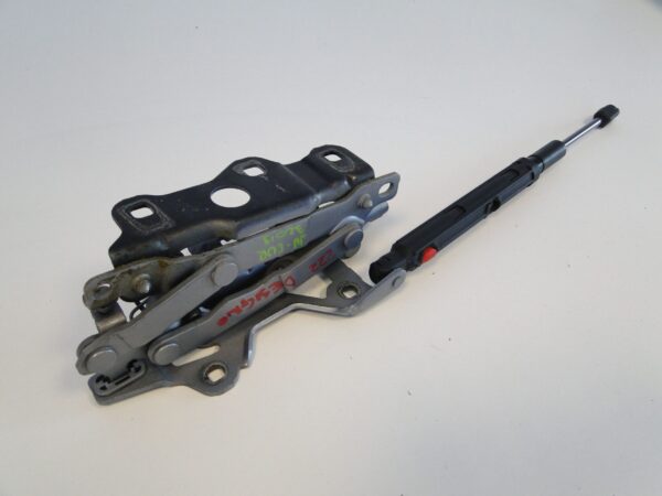 MERCEDES ZAWIAS MASKI PRAWY PRZÓD A222880022803 S KLASA W222