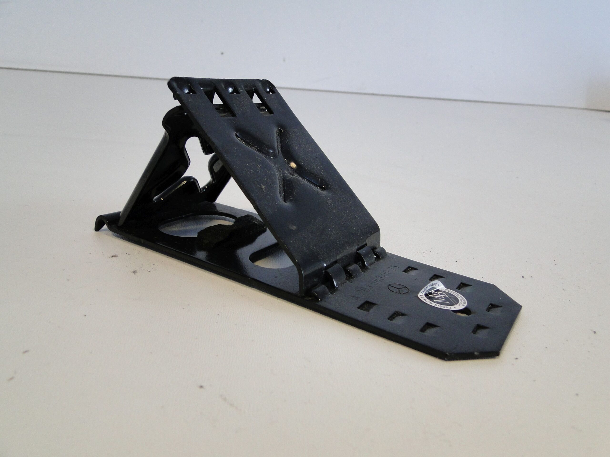 MERCEDES INNE CZĘŚCI WEWNĘTRZNE A2035830075 C KLASA W204 - obrazek 4