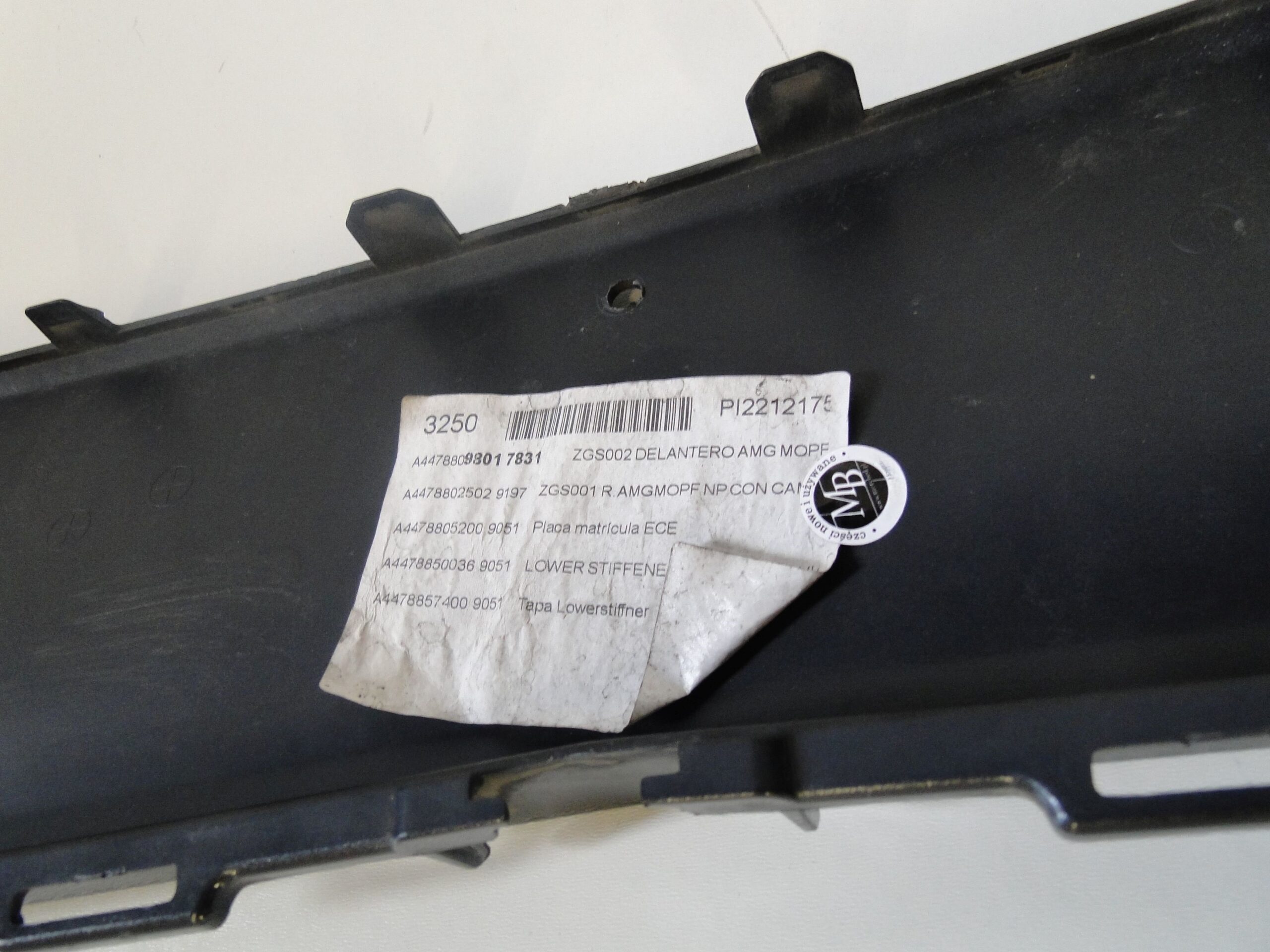 MERCEDES ZDERZAK PRZEDNI A4478809801 V KLASA 447 W447 AMG - obrazek 8