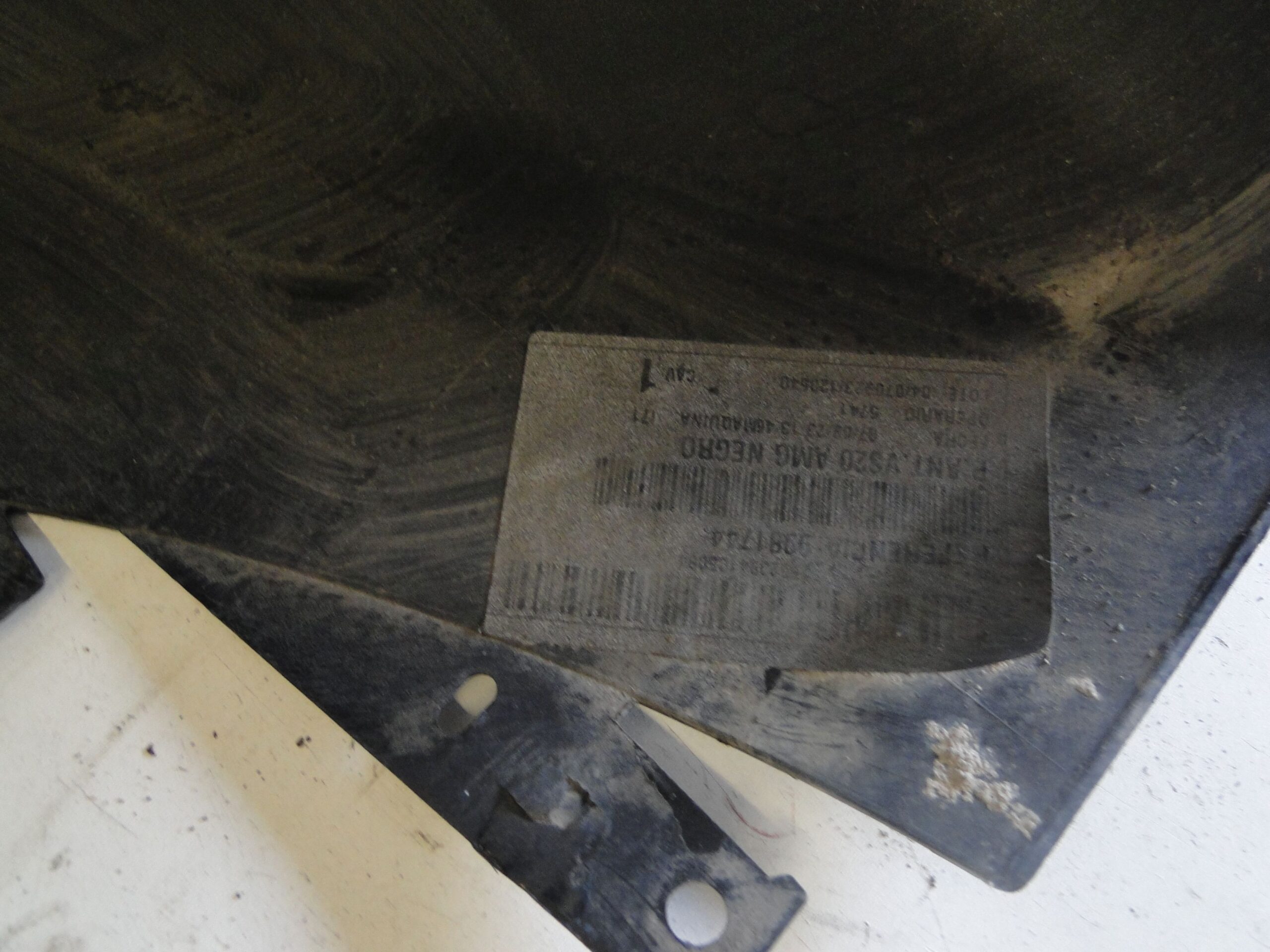 MERCEDES ZDERZAK PRZEDNI A4478809801 V KLASA 447 W447 AMG - obrazek 10