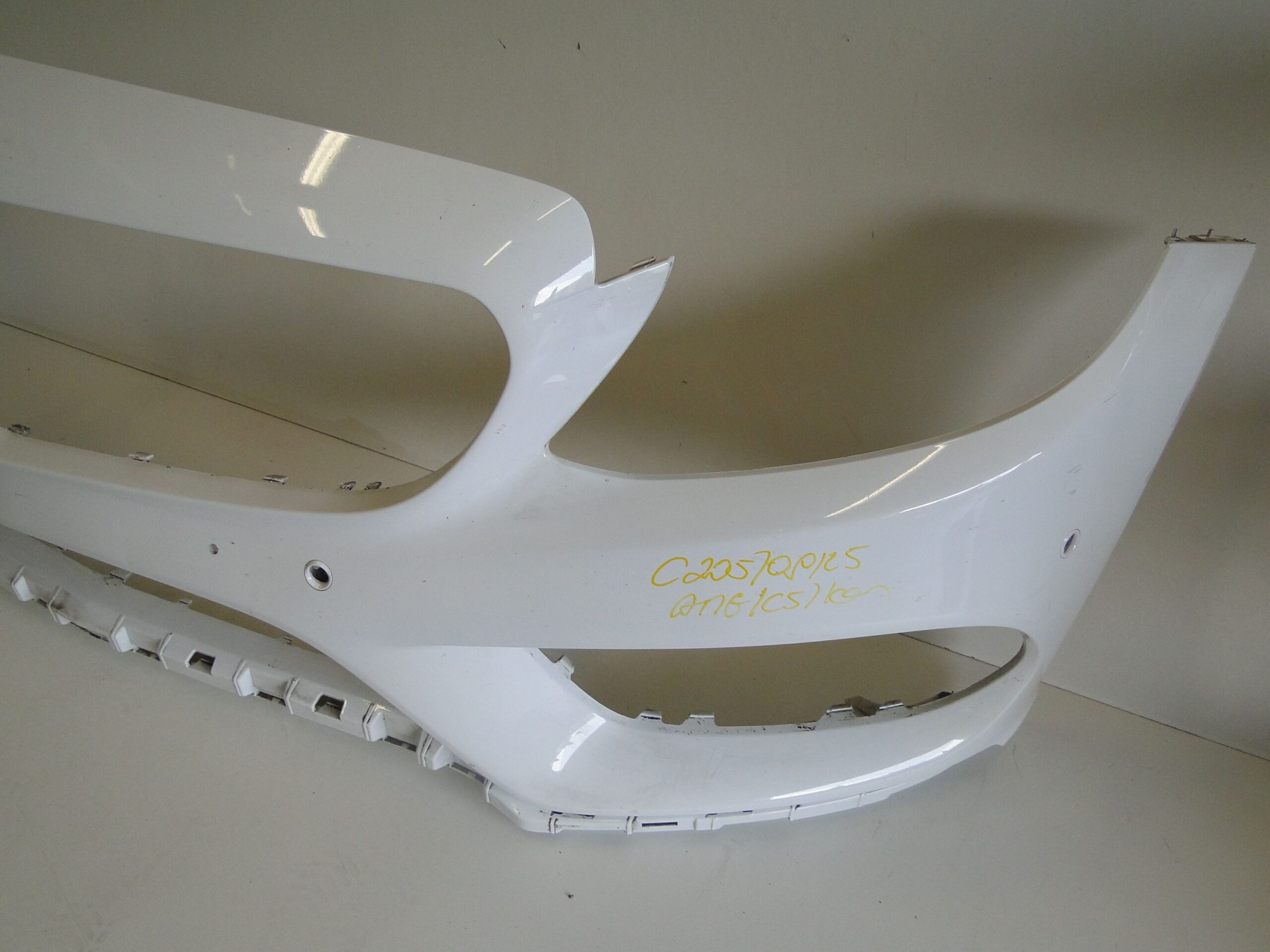 MERCEDES ZDERZAK PRZEDNI AMG NA CZUJNIKI PTS BEZ KAMERY C KLASA 205 W205 - obrazek 9