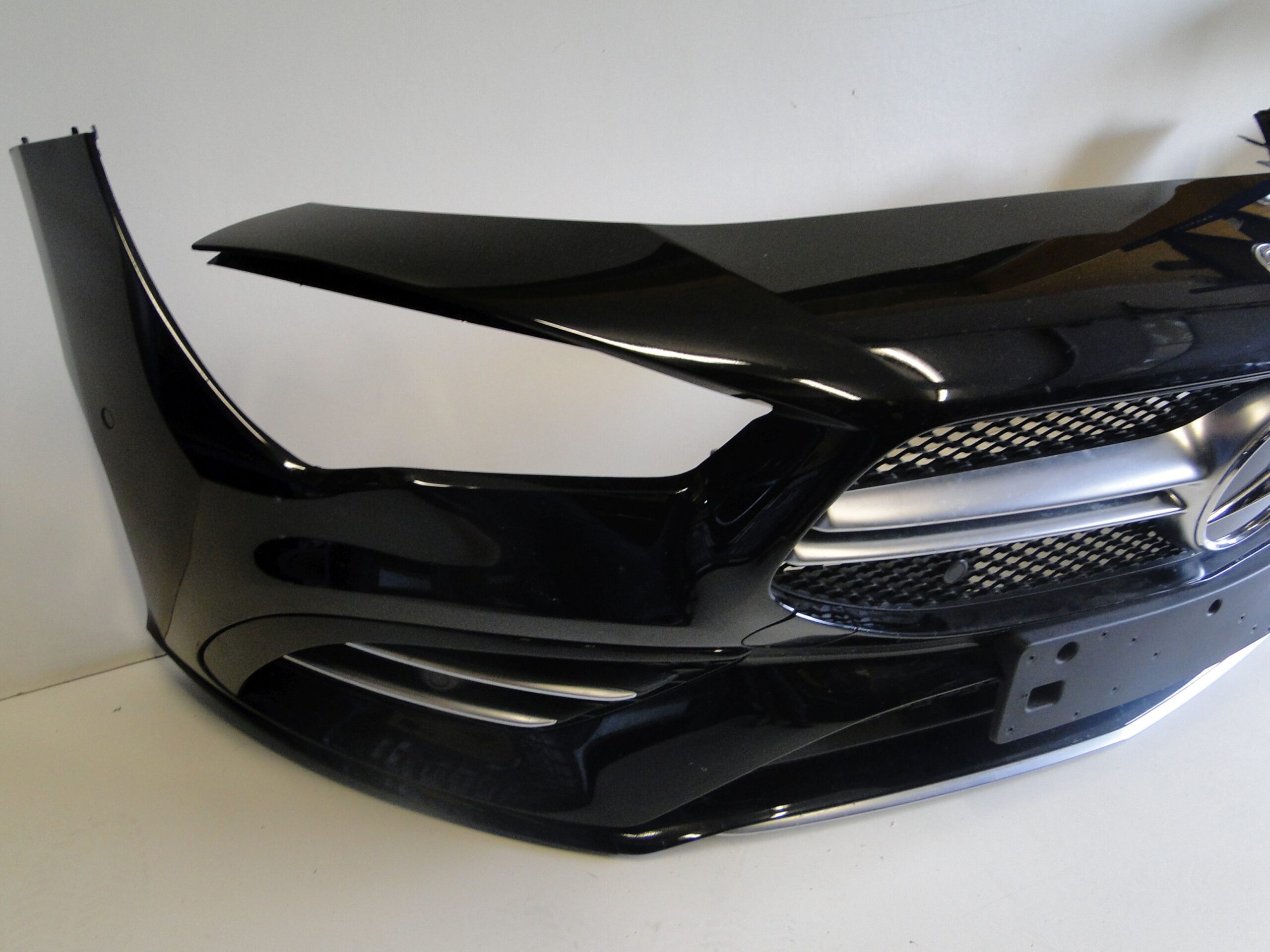 MERCEDES ZDERZAK PRZEDNI 35 AMG NA CZUJNIKI PTS CLA 118 C118 X118 W118 PRZED LIFTEM - obrazek 7