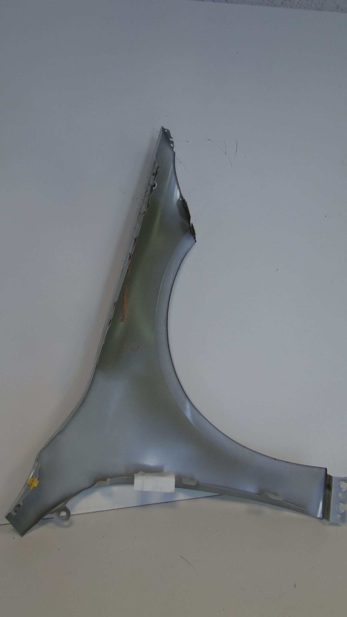 MERCEDES BŁOTNIK PRZEDNI LEWY 45 AMG BIAŁY 144 CLA 118 C118 X118 W118 - obrazek 14