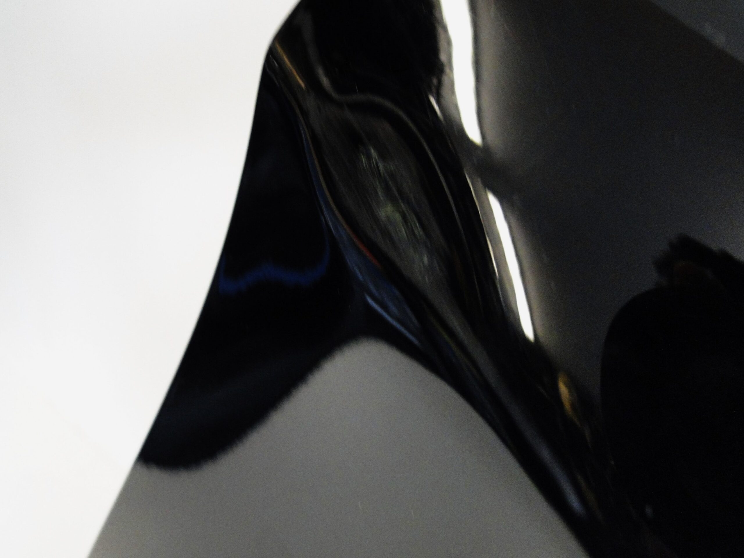 MERCEDES BŁOTNIK PRZEDNI PRAWY CZARNY GLA X156 156 - obrazek 4