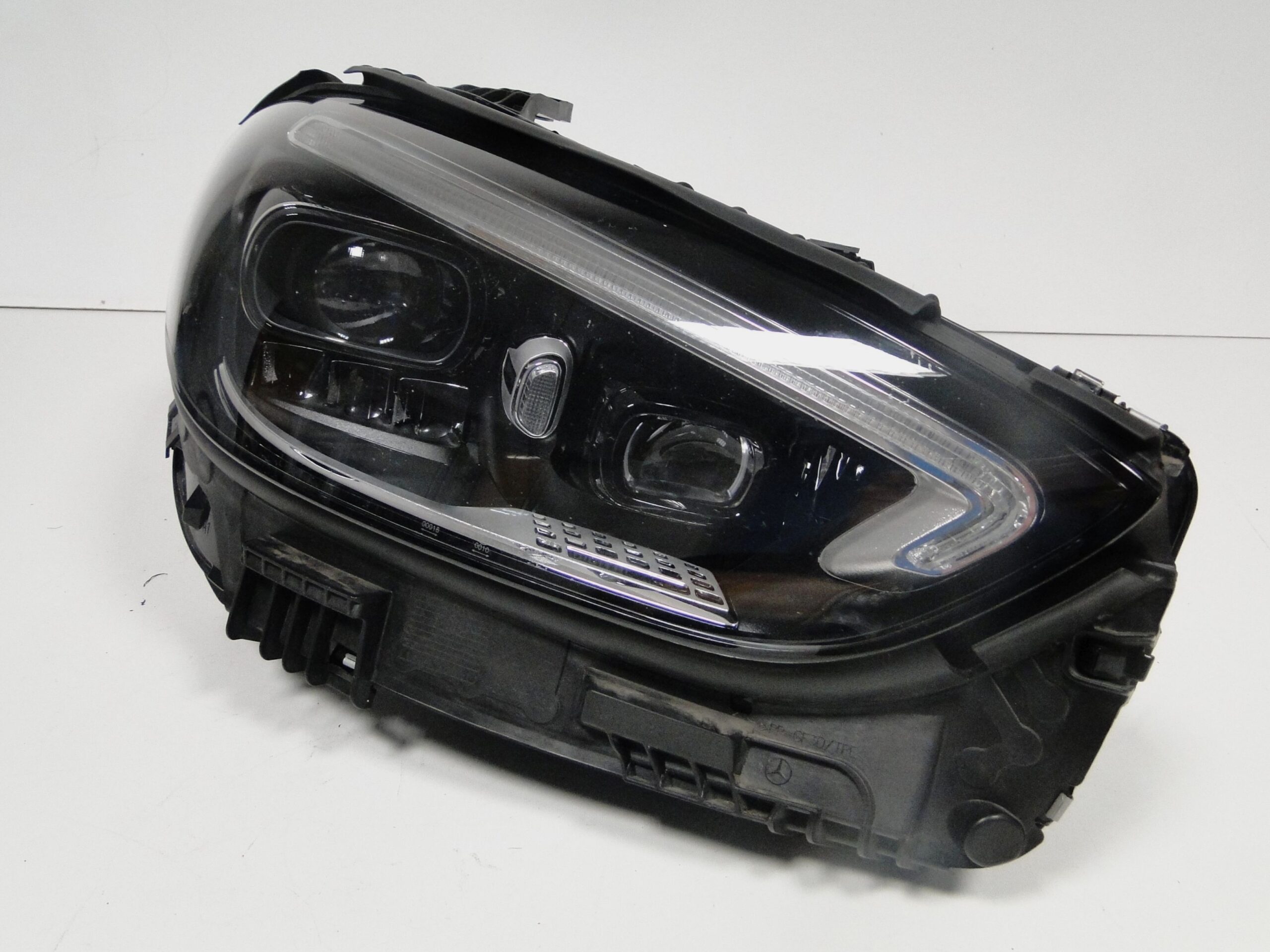 MERCEDES LAMPA PRAWA LED DIGITAL LIGHT C KLASA 206 W206 S206 - obrazek 2