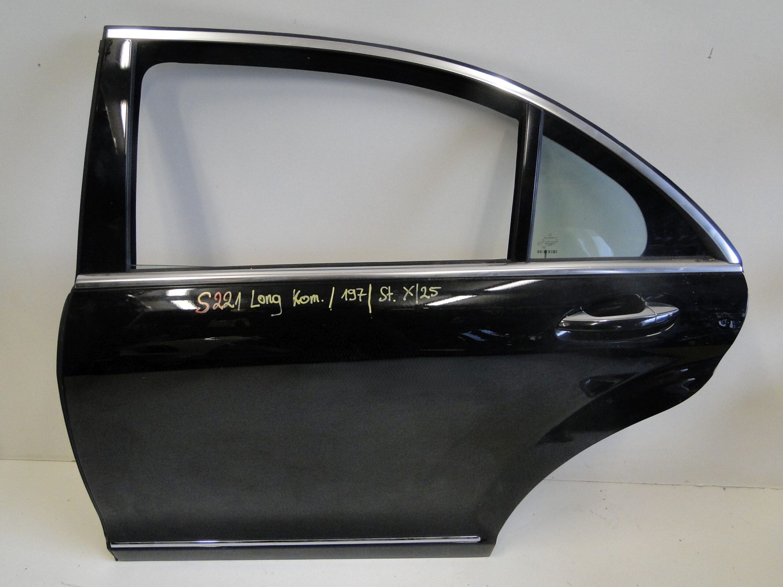 MERCEDES DRZWI TYLNE LEWE CZARNE 197 TYŁ LEWY S KLASA 221 W221 LONG - obrazek 5