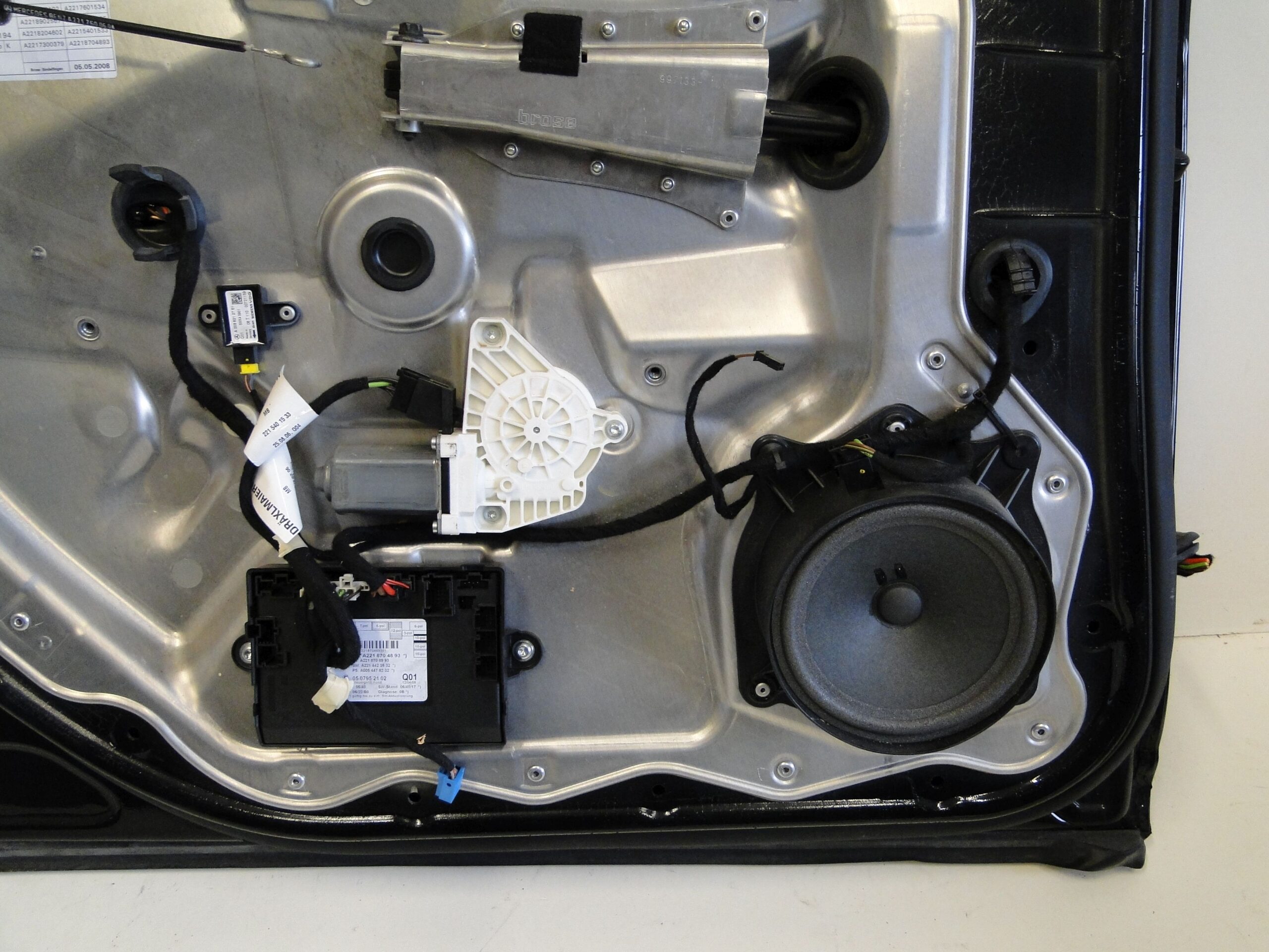 MERCEDES DRZWI TYLNE LEWE CZARNE 197 TYŁ LEWY S KLASA 221 W221 LONG - obrazek 7