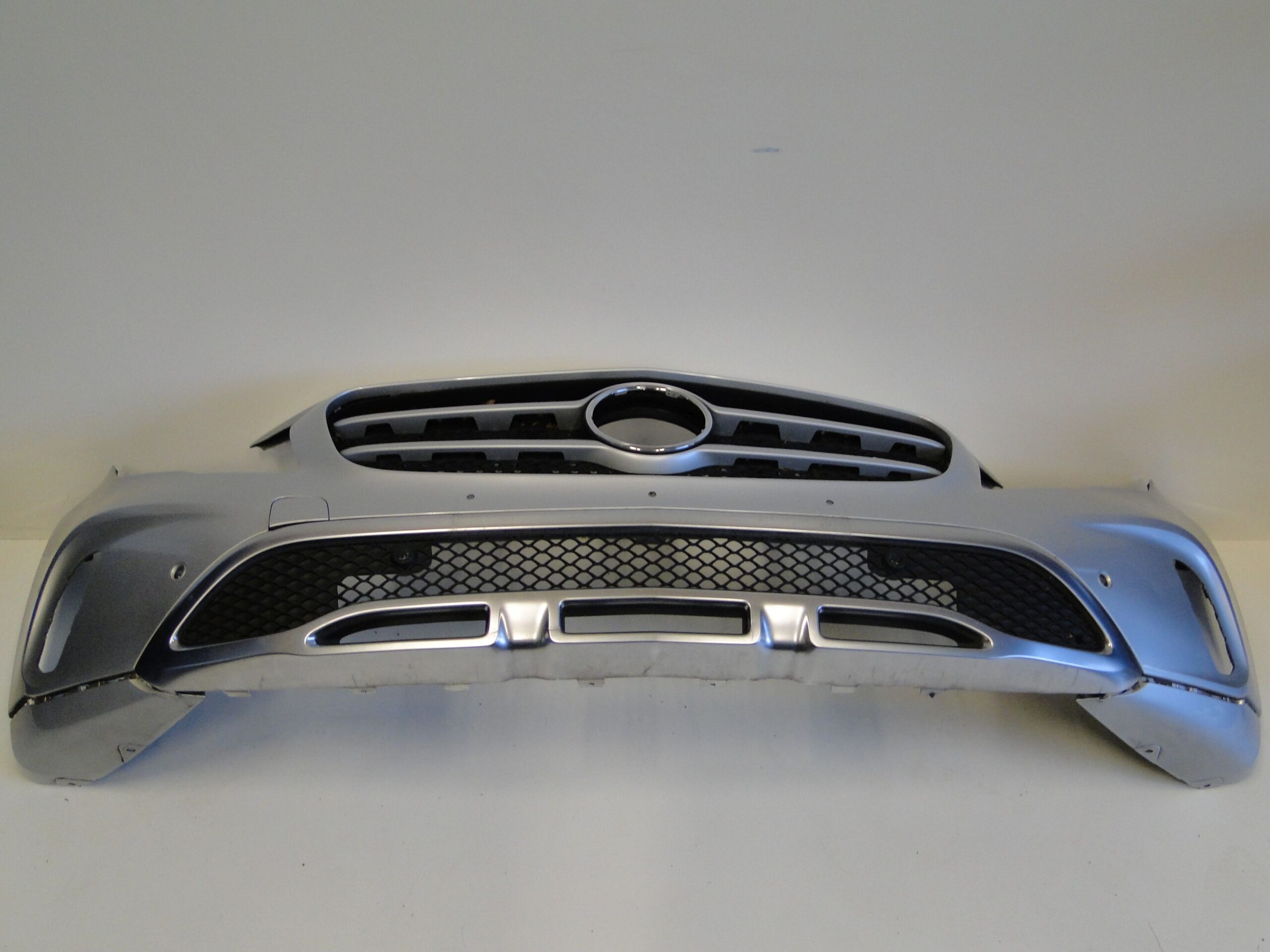 MERCEDES ZDERZAK PRZEDNI NA CZUJNIKI PTS 775 SREBRNY GLA X156 156 LIFT - obrazek 10