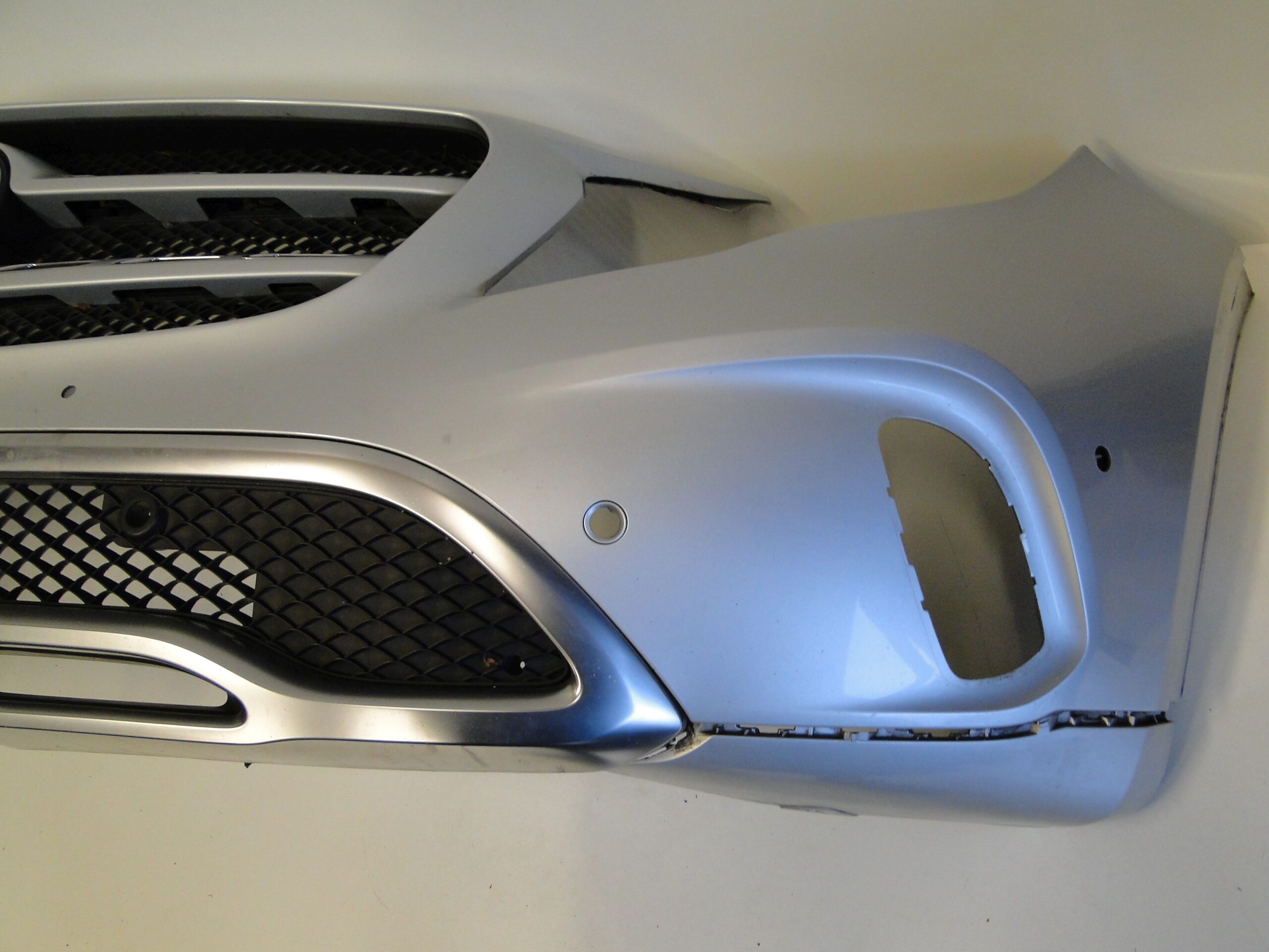 MERCEDES ZDERZAK PRZEDNI NA CZUJNIKI PTS 775 SREBRNY GLA X156 156 LIFT - obrazek 9