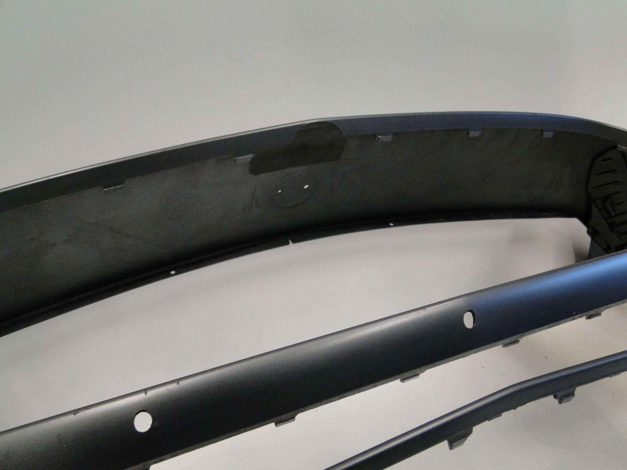 MERCEDES ZDERZAK PRZEDNI 45 AMG NA CZUJNIKI PTS 662 SZARY A KLASA 177 W177 - obrazek 4