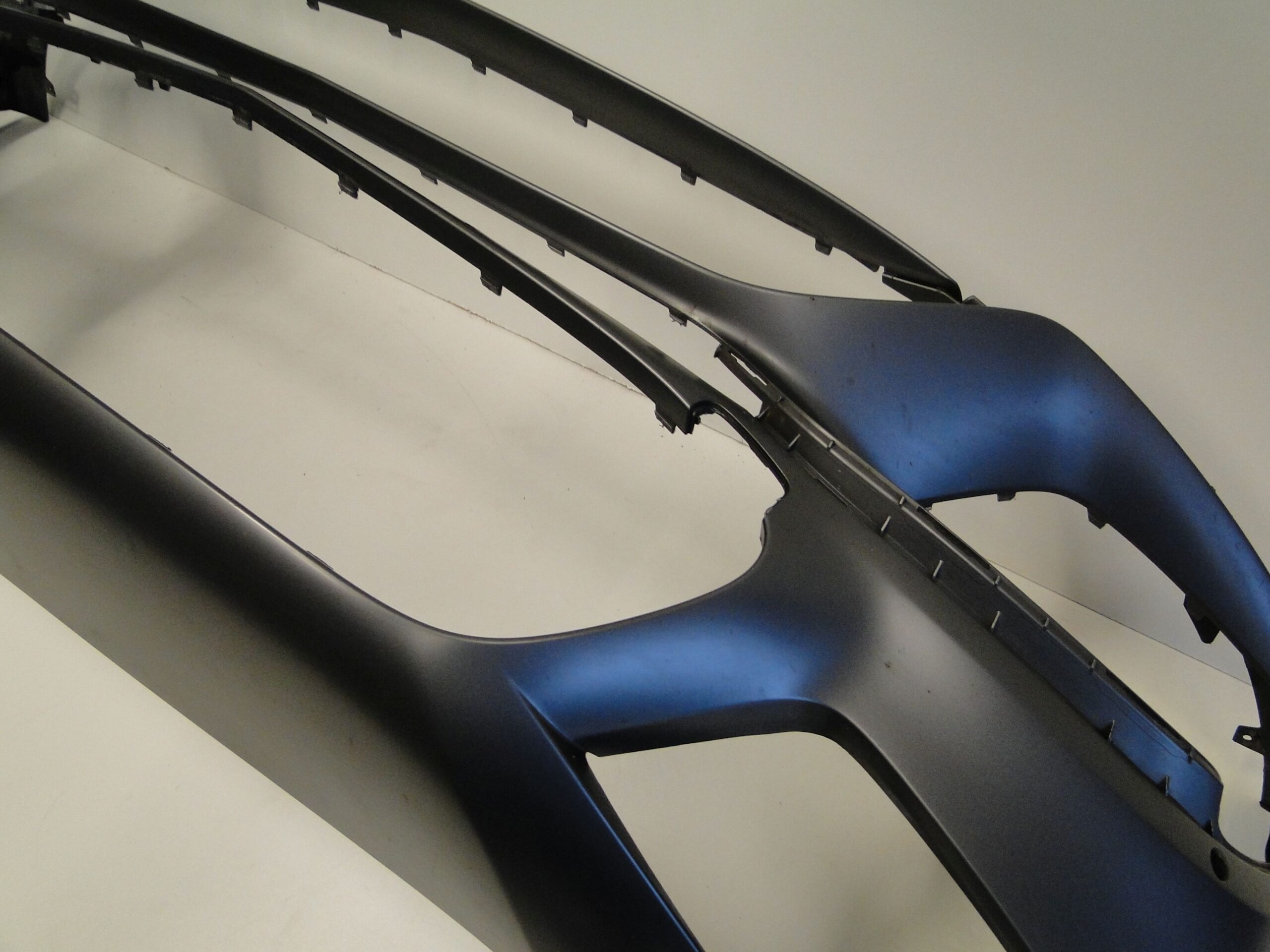 MERCEDES ZDERZAK PRZEDNI 45 AMG NA CZUJNIKI PTS 662 SZARY A KLASA 177 W177 - obrazek 12