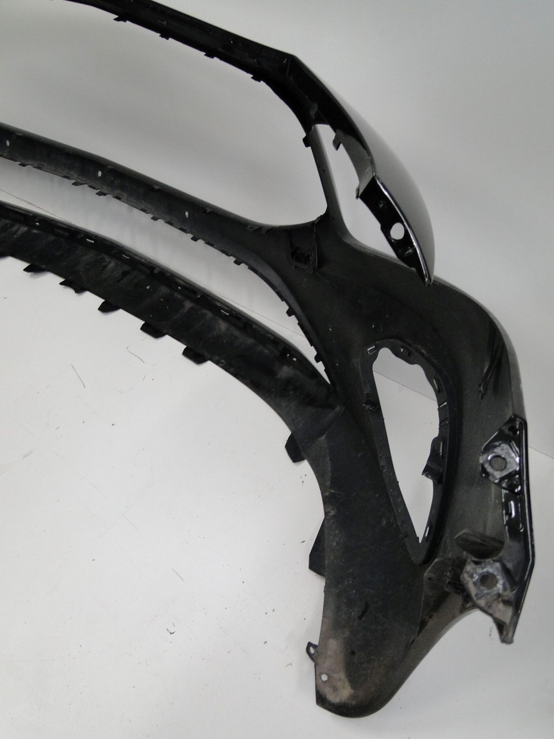 MERCEDES ZDERZAK PRZEDNI NA CZUJNIKI PTS LISTWĘ CZARNY CLA 118 C118 X118 W118 PRZED LIFTEM - obrazek 14