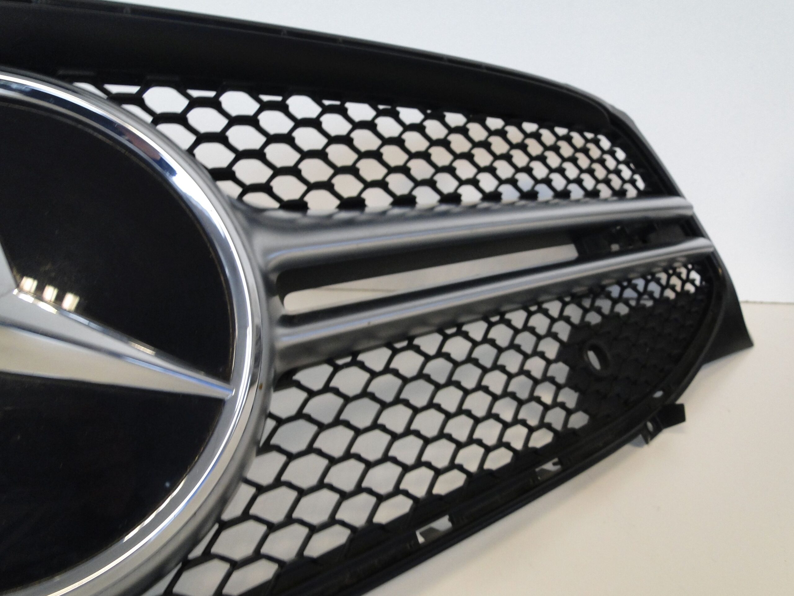 MERCEDES GRILL ATRAPA 35 AMG KAMERA CLA 118 W118 C118 X118 PRZED LIFTEM - obrazek 11