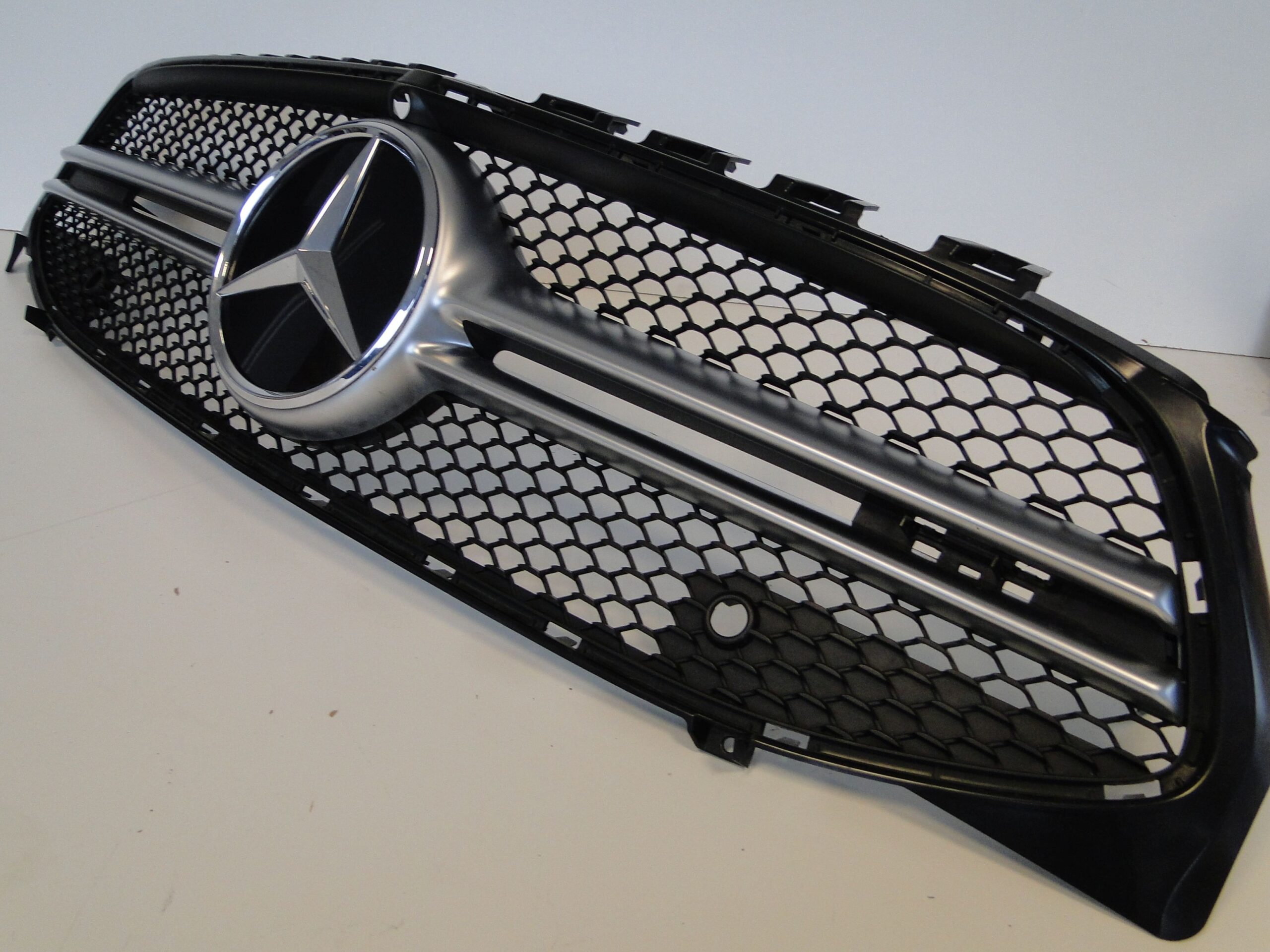 MERCEDES GRILL ATRAPA 35 AMG KAMERA CLA 118 W118 C118 X118 PRZED LIFTEM - obrazek 9