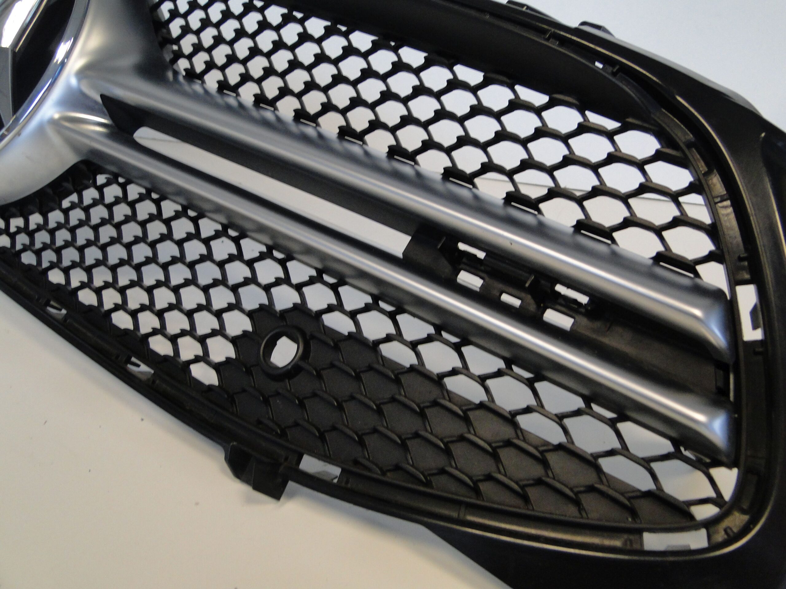 MERCEDES GRILL ATRAPA 35 AMG KAMERA CLA 118 W118 C118 X118 PRZED LIFTEM - obrazek 8