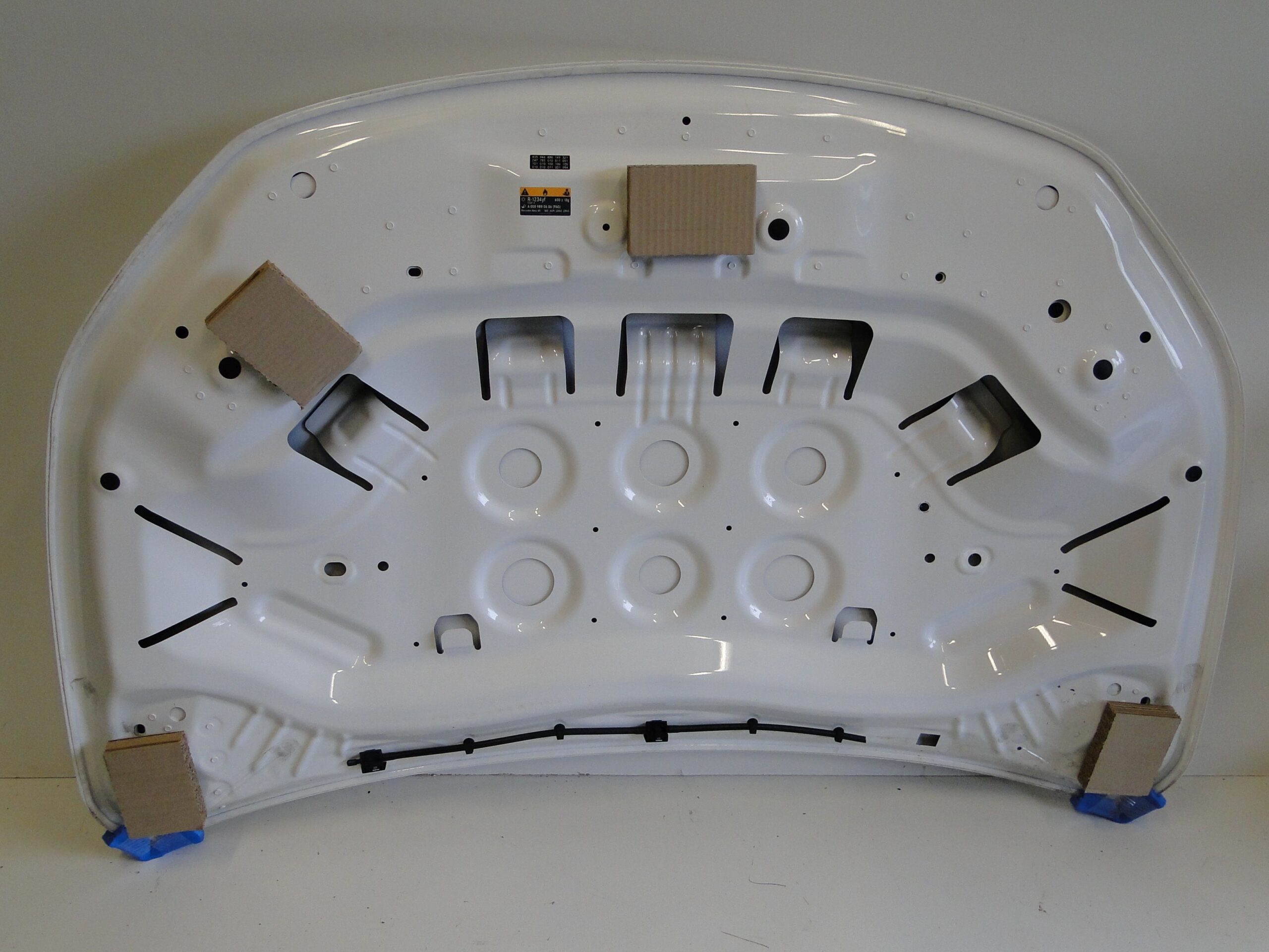 MERCEDES MASKA POKRYWA SILNIKA BIAŁA 149 GLA 247 H247 EQA 243 H243 - obrazek 6