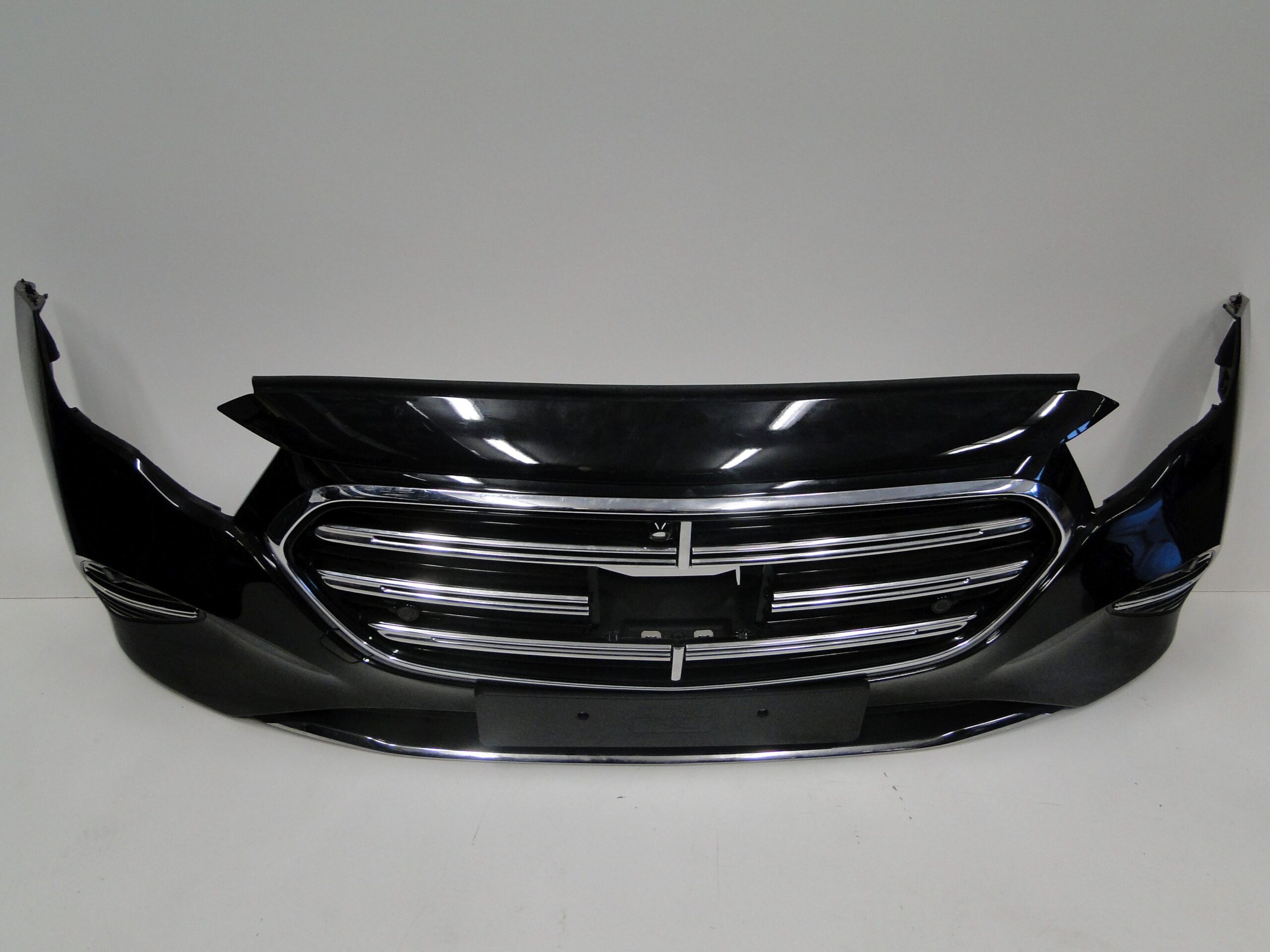 MERCEDES ZDERZAK PRZEDNI EXCLUSIVE PTS CZARNY E KLASA 214 W214 S214 - obrazek 2