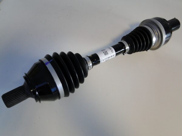 MERCEDES PÓŁOŚ PRAWA PRZEDNIA 4MATIC 45 AMG A KLASA 177 W177 CLA 118 W118