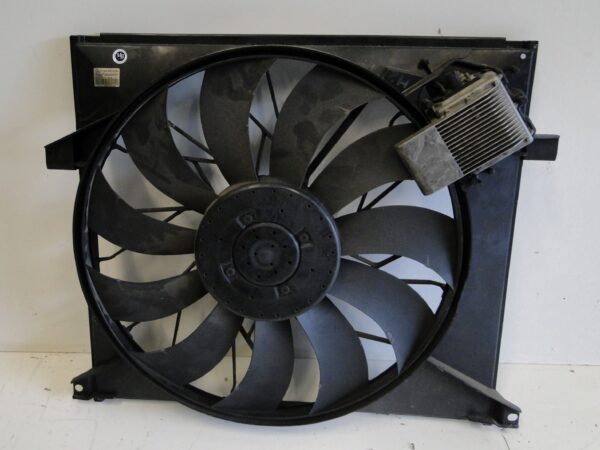 MERCEDES WENTYLATOR WIATRAK CHŁODNIC 850 WATT ML 163 W163