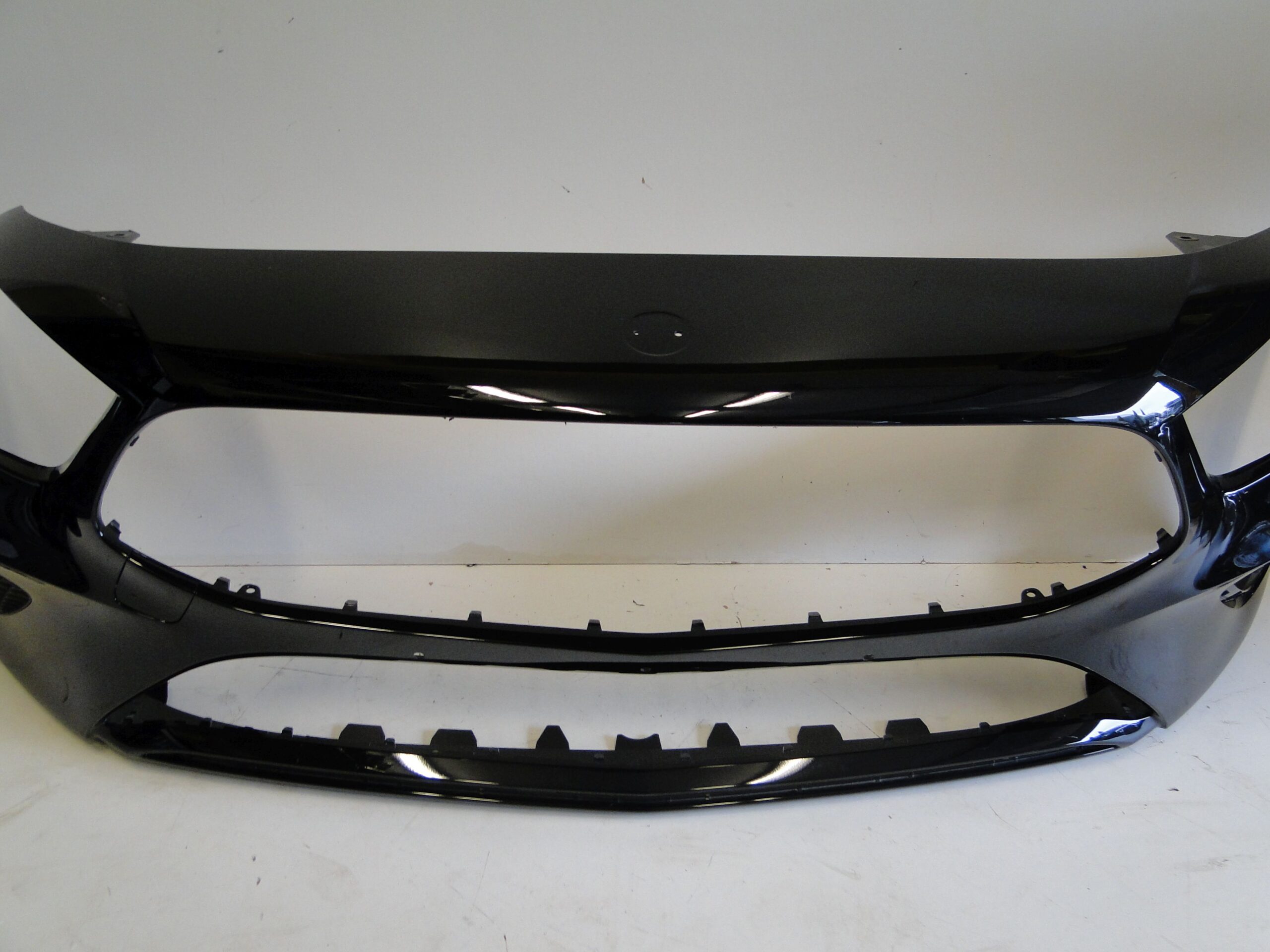 MERCEDES ZDERZAK PRZEDNI NA CZUJNIKI PTS 191 CZARNY A KLASA 177 W177 LIFT - obrazek 3