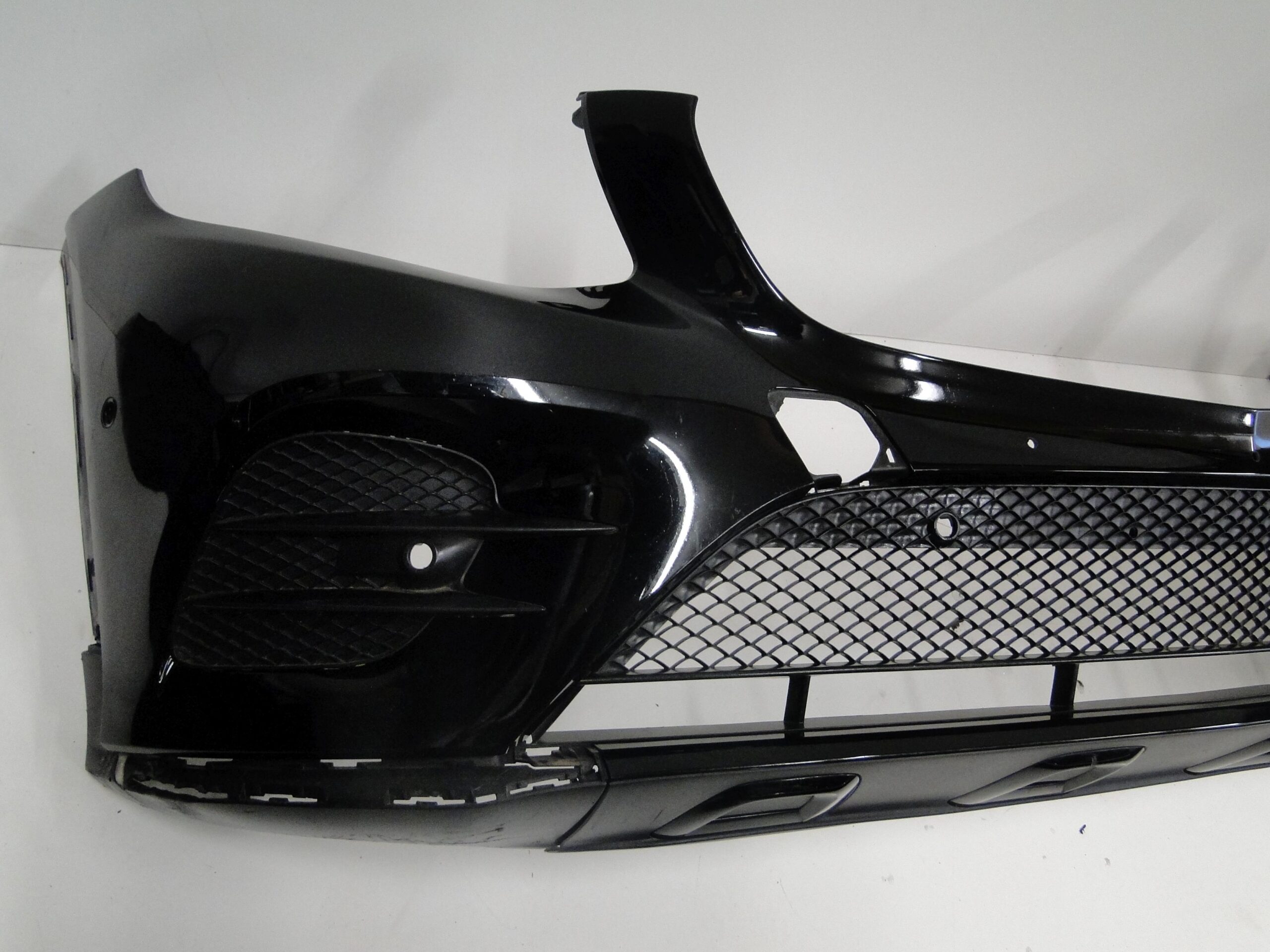 MERCEDES ZDERZAK PRZEDNI AMG NA CZUJNIKI PTS CZARNY GLC 253 X253 C253 - obrazek 4