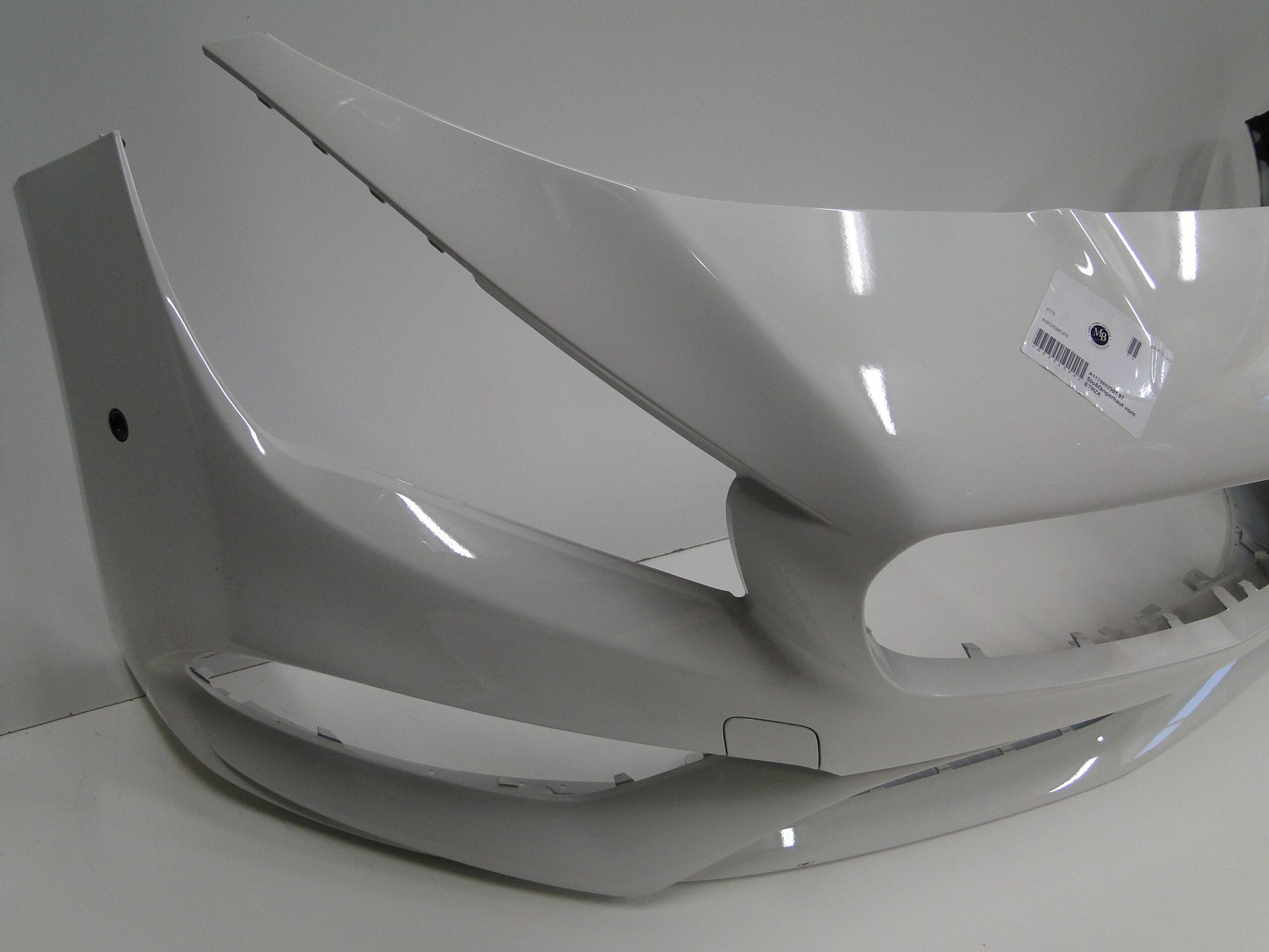 MERCEDES ZDERZAK PRZEDNI AMG NA CZUJNIKI PTS 650 BIAŁY CLA 117 C117 X117 W117 LIFT - obrazek 12