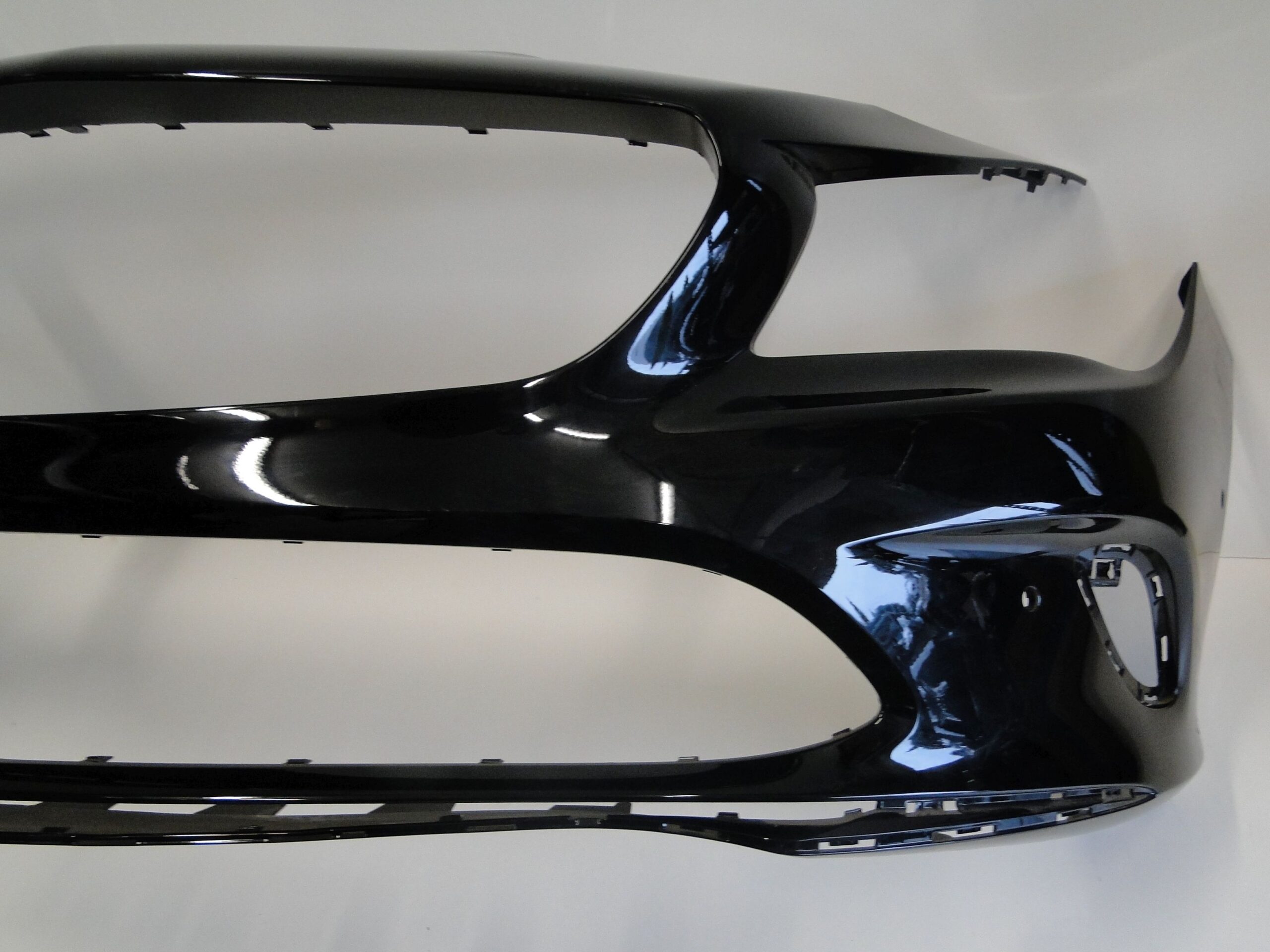 MERCEDES ZDERZAK PRZEDNI NA PTS 696 CZARNY CLA 117 C117 X117 W117 LIFT - obrazek 5