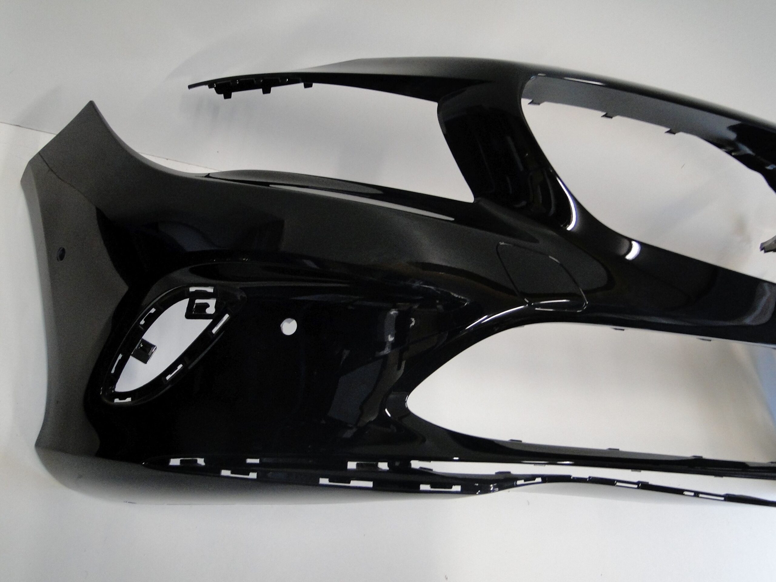 MERCEDES ZDERZAK PRZEDNI NA PTS 696 CZARNY CLA 117 C117 X117 W117 LIFT - obrazek 8