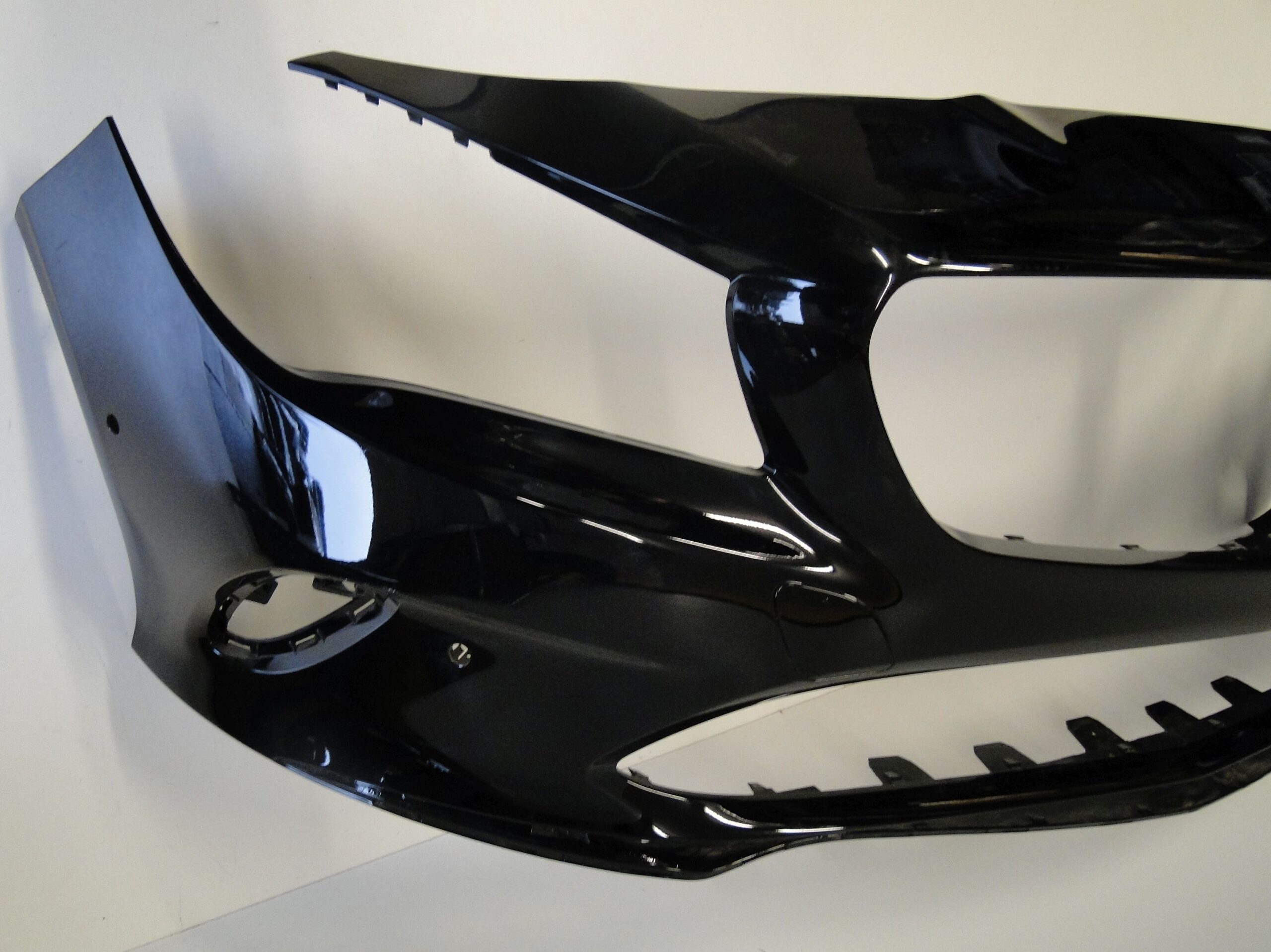 MERCEDES ZDERZAK PRZEDNI NA PTS 696 CZARNY CLA 117 C117 X117 W117 LIFT - obrazek 13