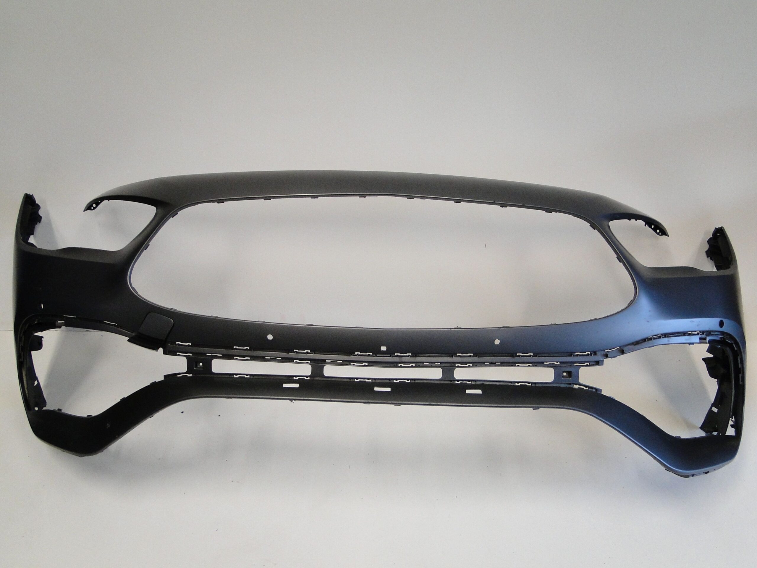 MERCEDES ZDERZAK PRZEDNI 35 AMG NA CZUJNIKI PTS GLA H247 247 PRZED LIFTEM - obrazek 2