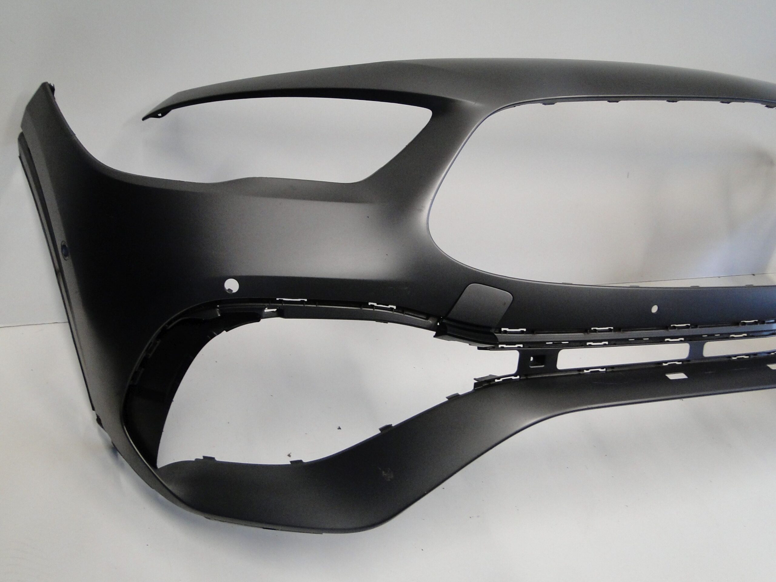 MERCEDES ZDERZAK PRZEDNI 35 AMG NA CZUJNIKI PTS GLA H247 247 PRZED LIFTEM - obrazek 3